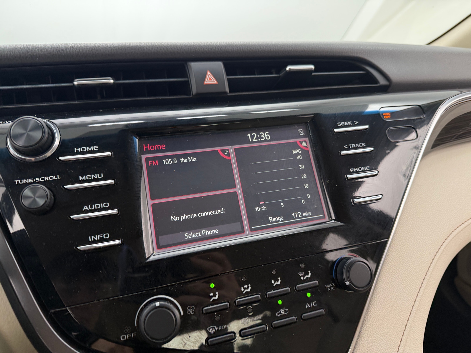 Thumbnail: 2018 Toyota Camry - 4