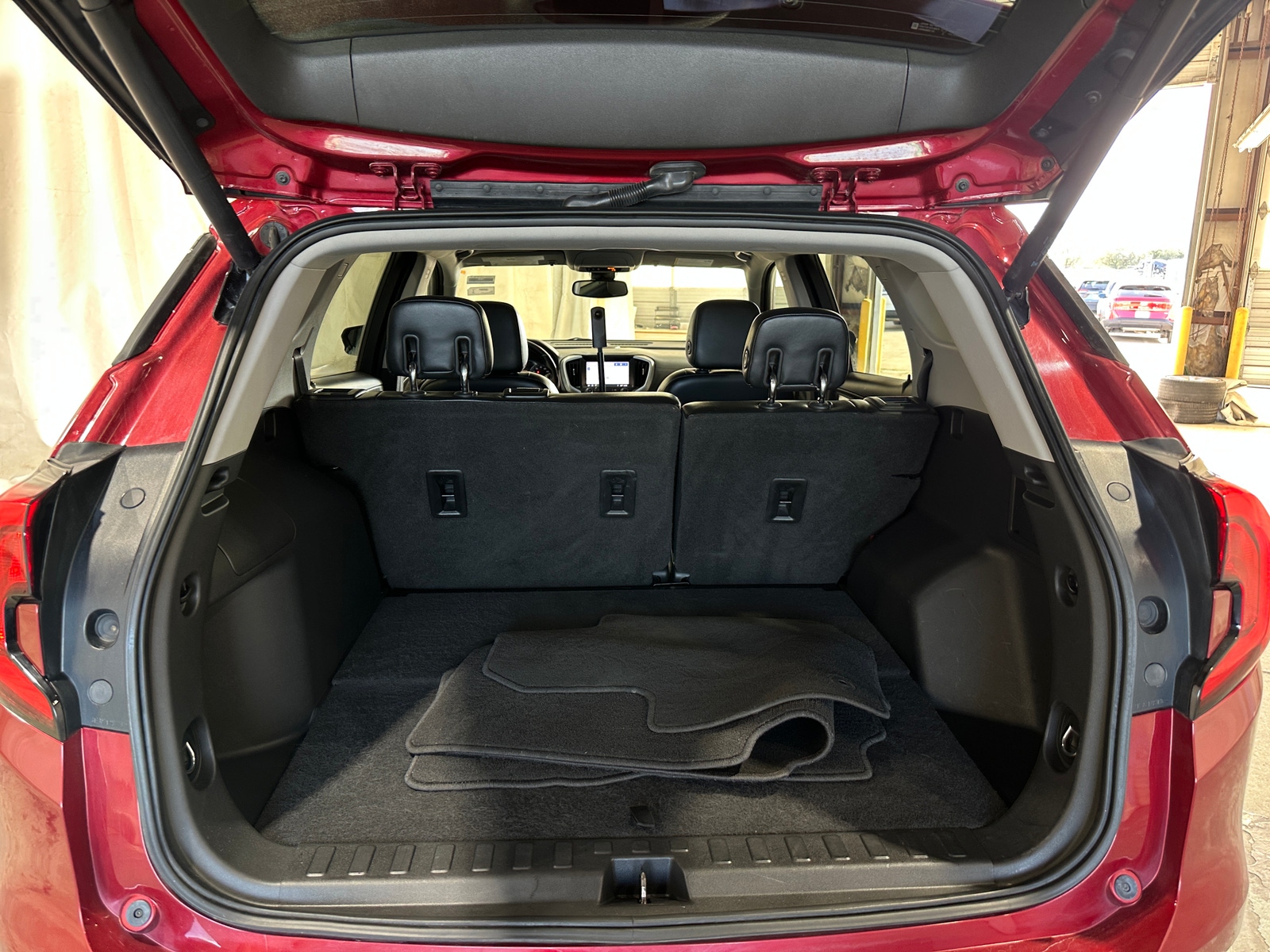 Thumbnail: 2020 GMC Terrain - 6