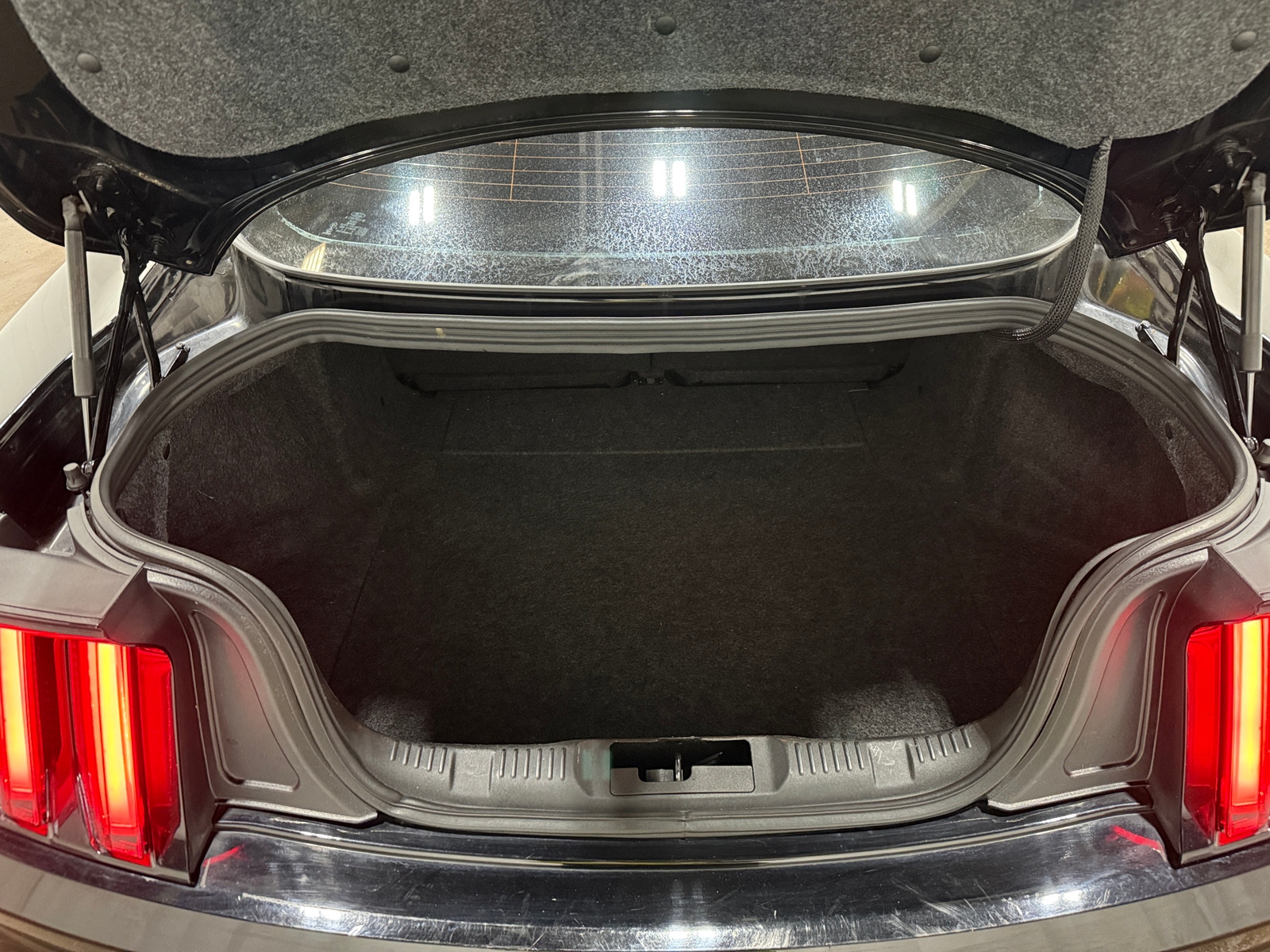 Thumbnail: 2017 Ford Mustang - 5