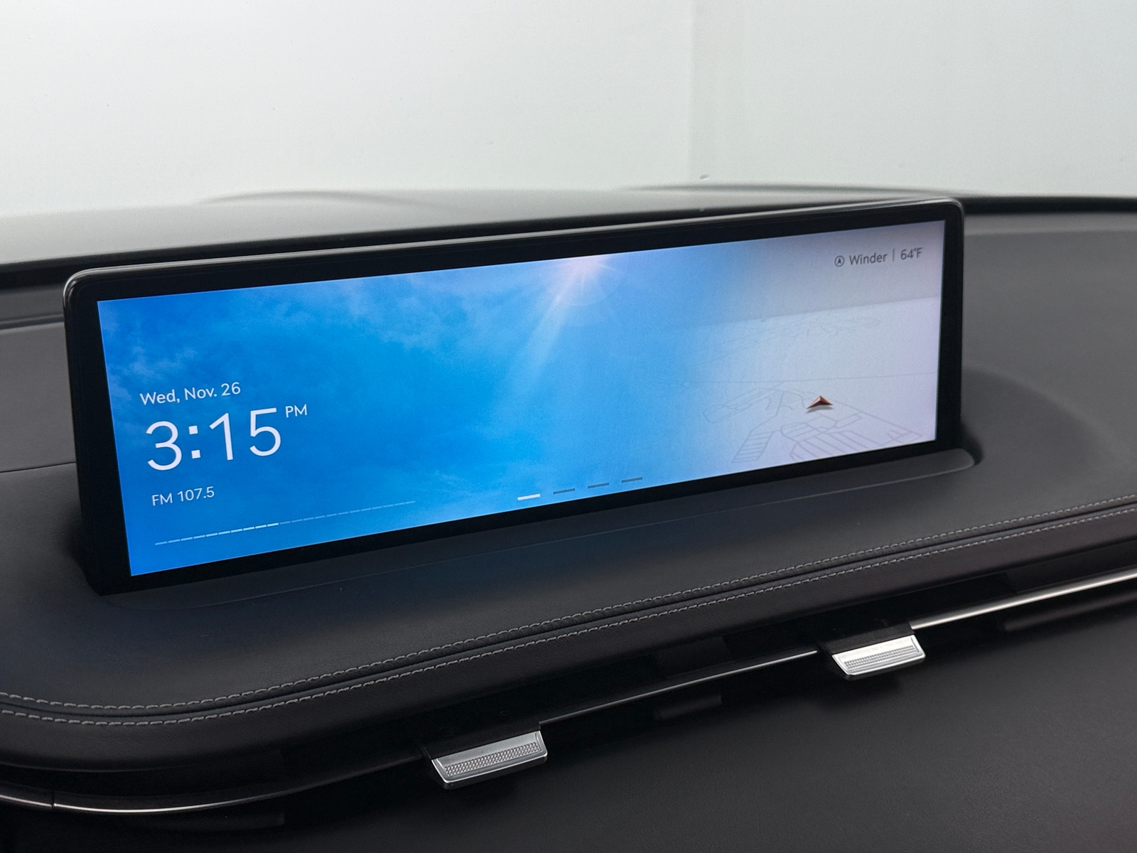 Thumbnail: 2022 Genesis GV70 - 3