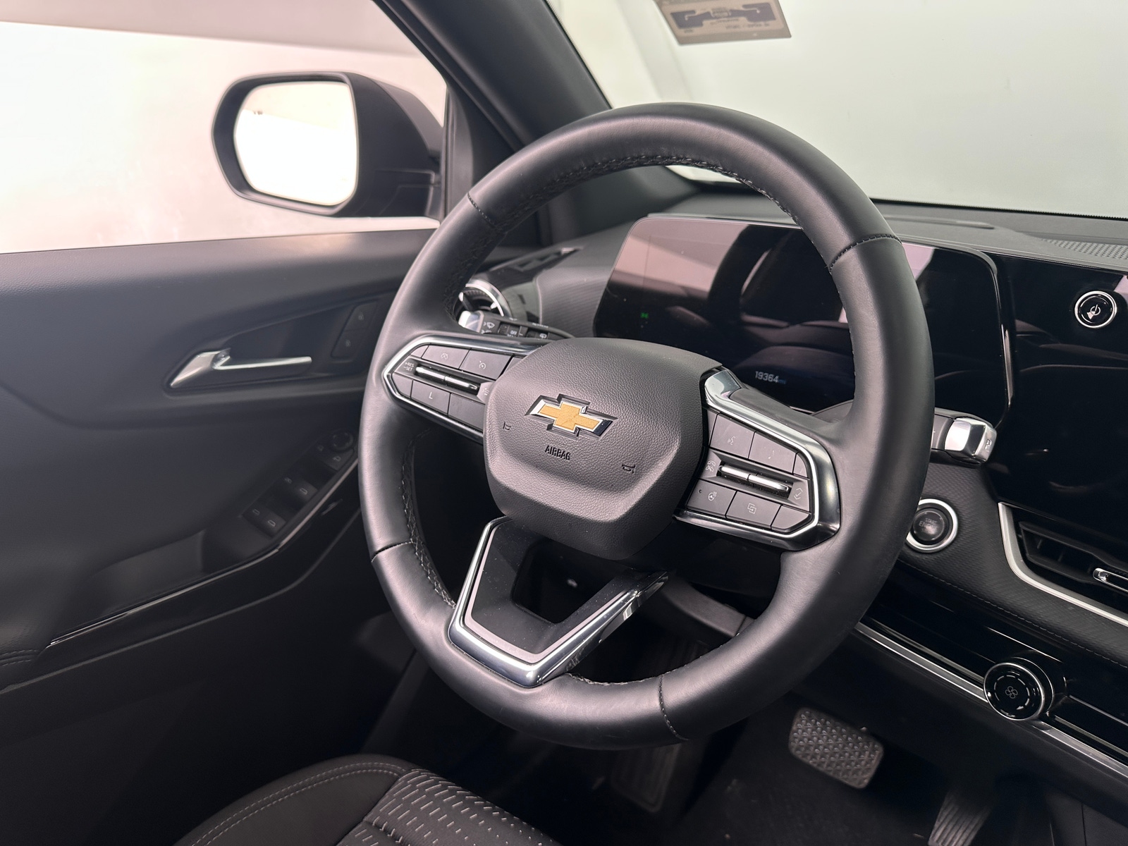 Thumbnail: 2025 Chevrolet Equinox - 5