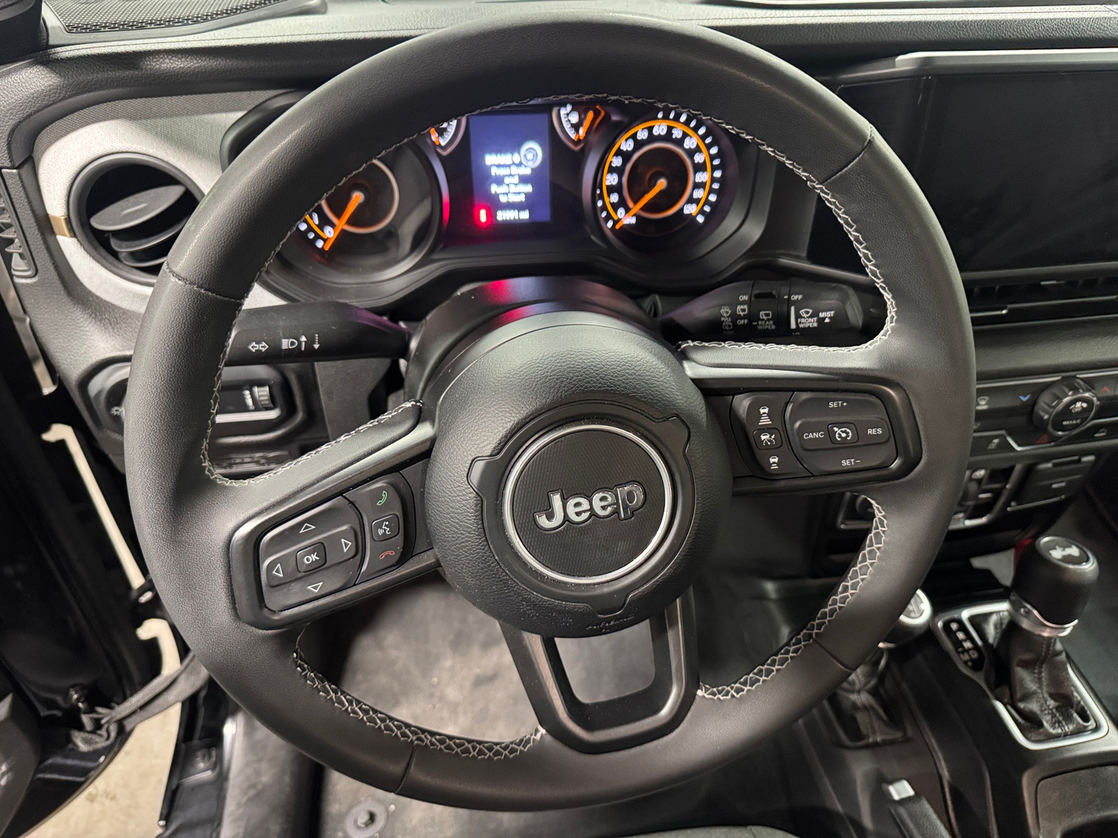 Thumbnail: 2025 Jeep Wrangler - 5