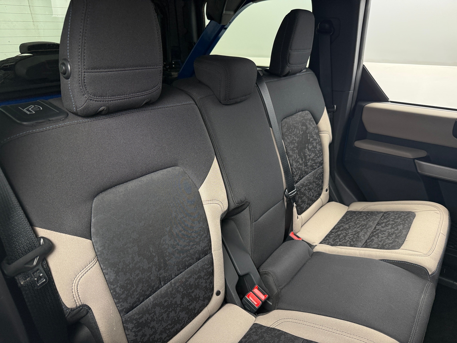 Thumbnail: 2022 Ford Bronco - 6