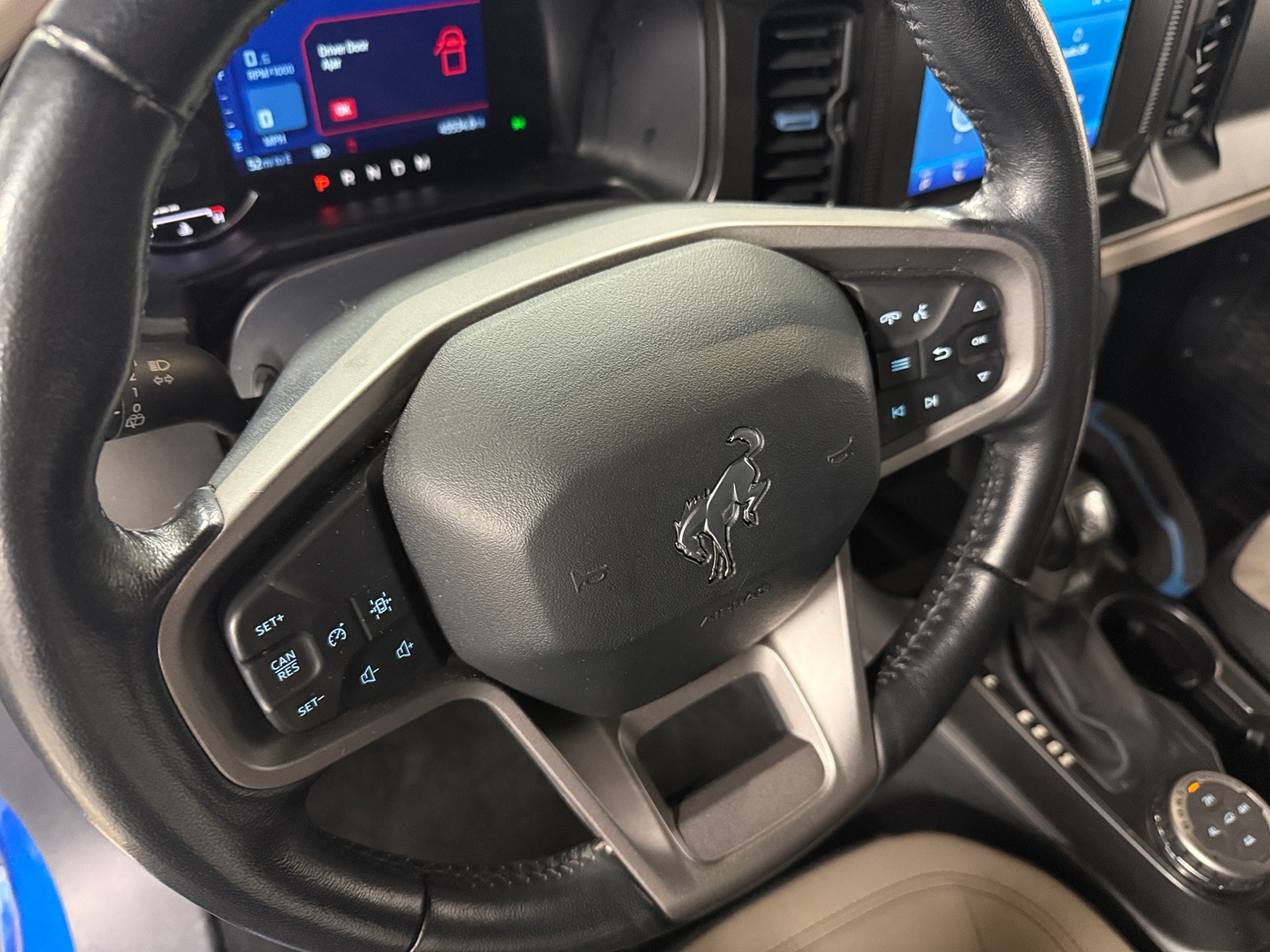 Thumbnail: 2022 Ford Bronco - 5