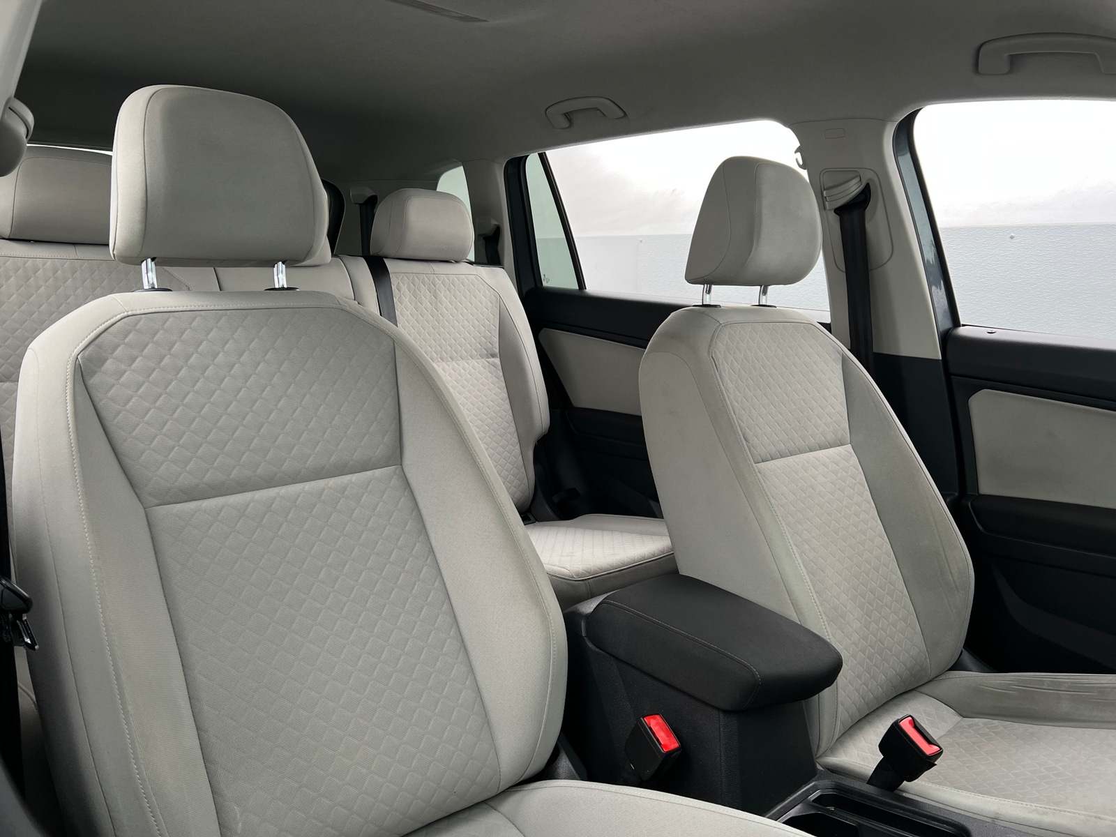 Thumbnail: 2020 Volkswagen Tiguan - 2