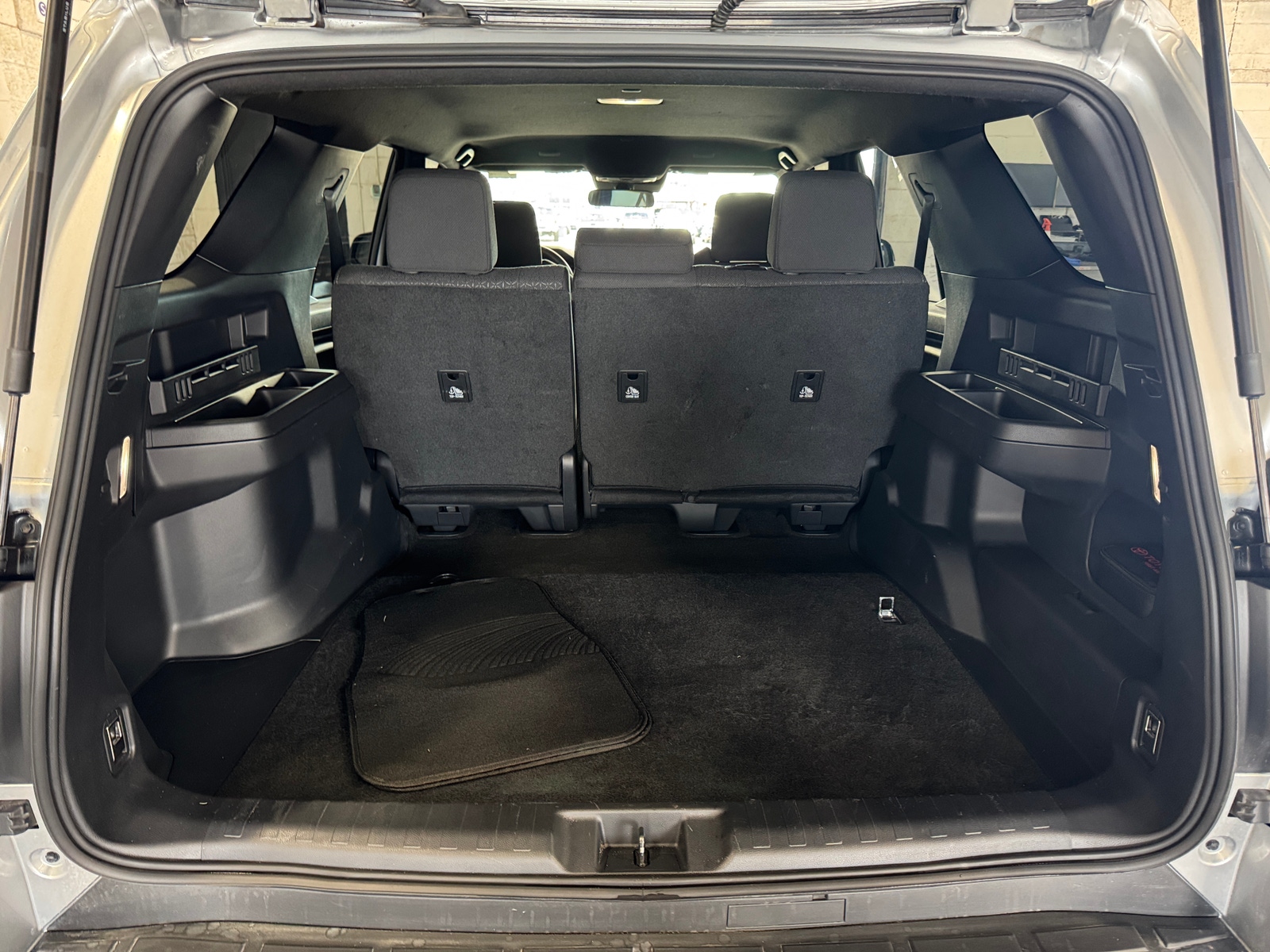 Thumbnail: 2025 Toyota 4Runner - 7