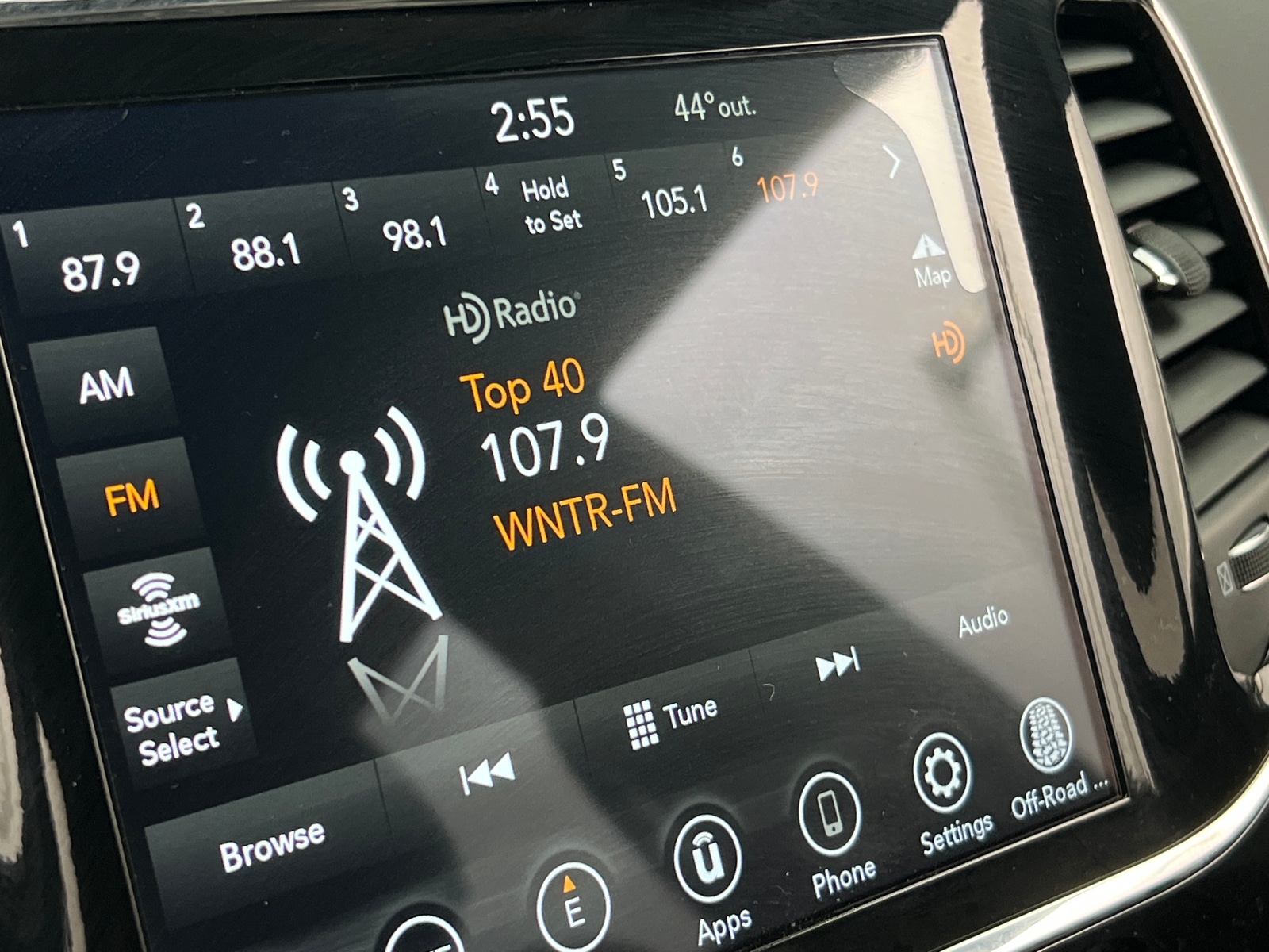 Thumbnail: 2022 Jeep Grand Cherokee - 3