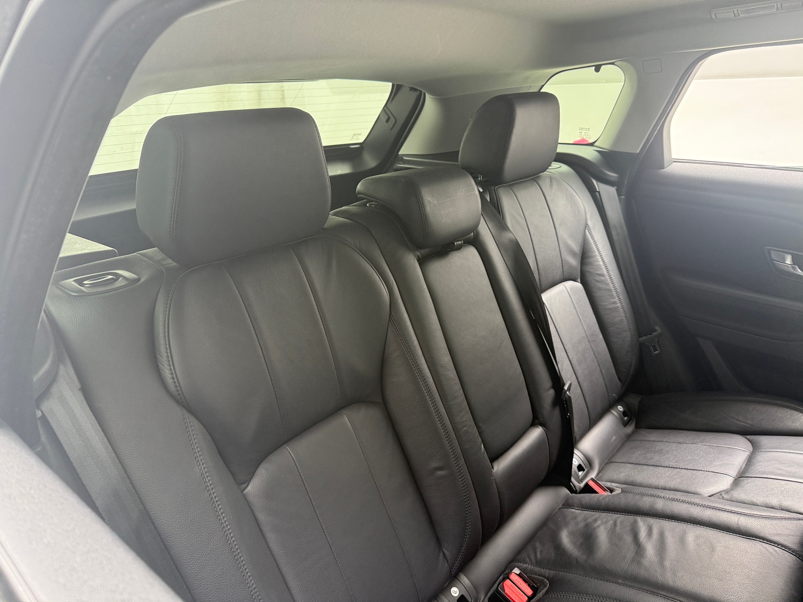 Thumbnail: 2018 Land Rover Range Rover Evoque - 5