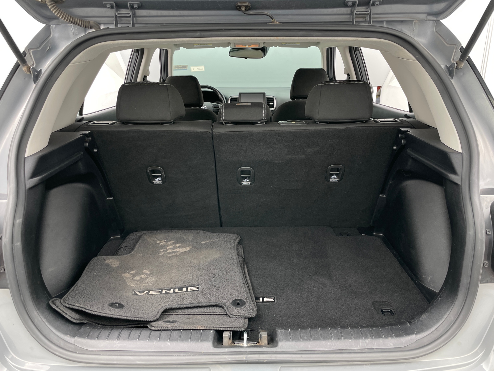 Thumbnail: 2021 Hyundai Venue - 7