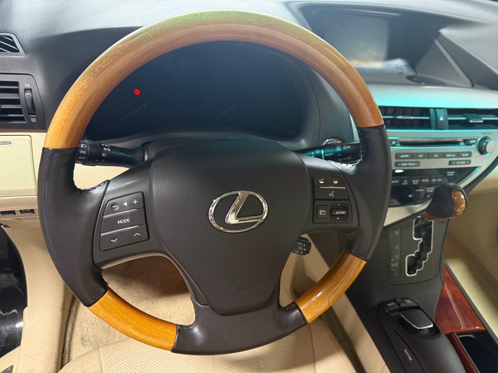 Thumbnail: 2011 Lexus RX - 5