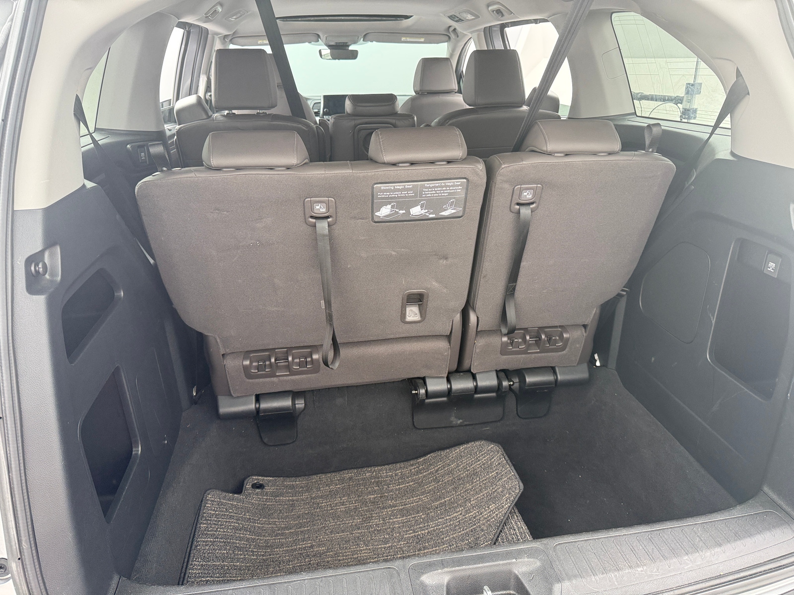 Thumbnail: 2022 Honda Odyssey - 6