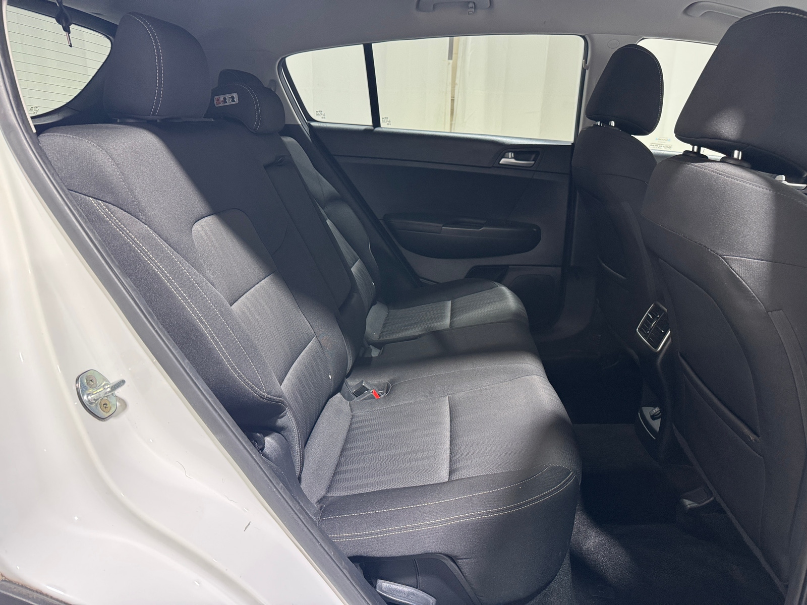 Thumbnail: 2017 Kia Sportage - 6