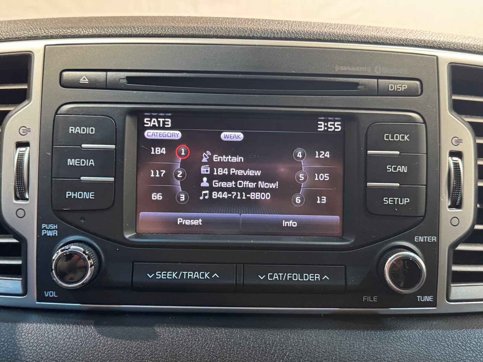 Thumbnail: 2017 Kia Sportage - 4