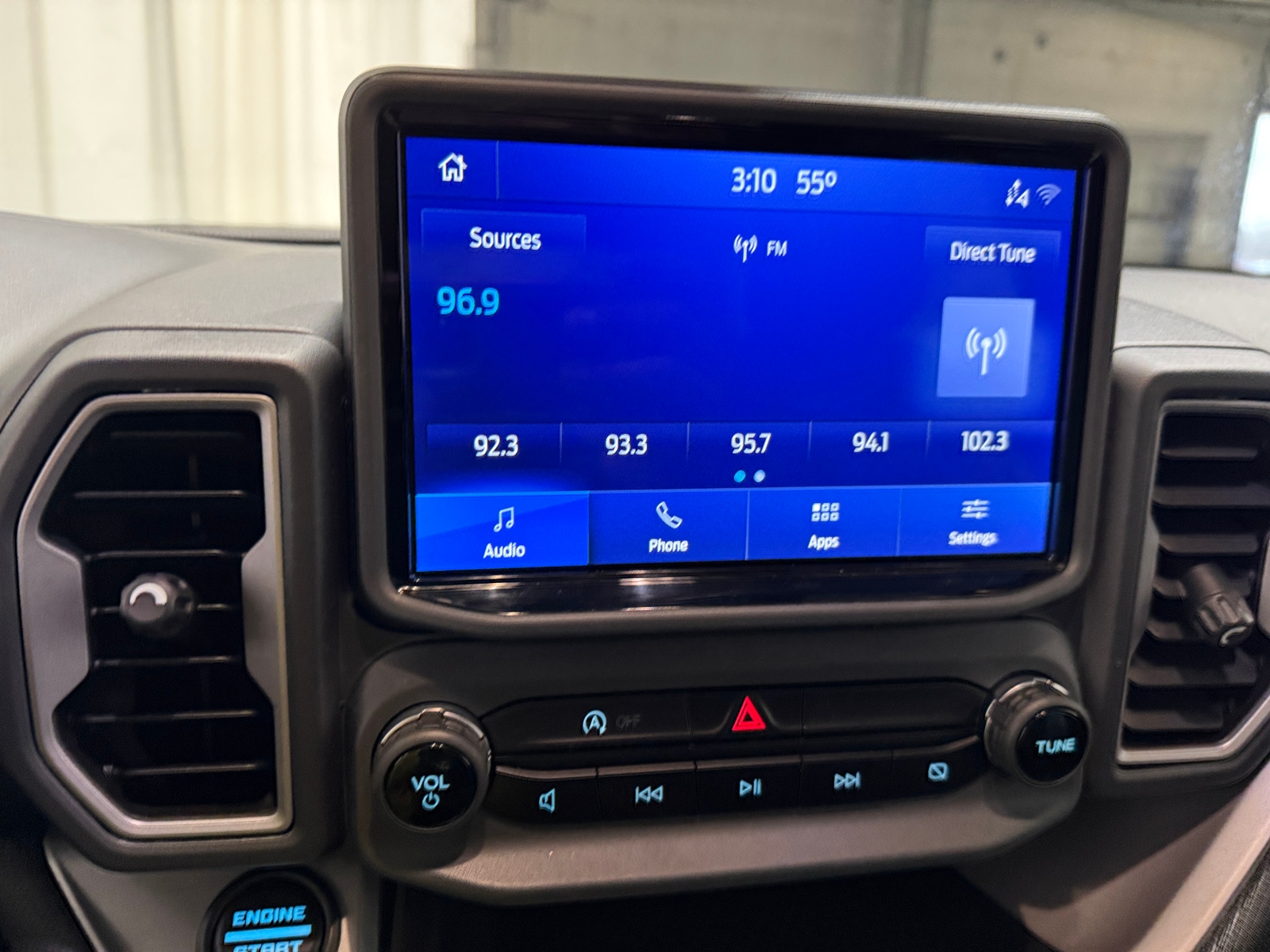 Thumbnail: 2021 Ford Bronco Sport - 3