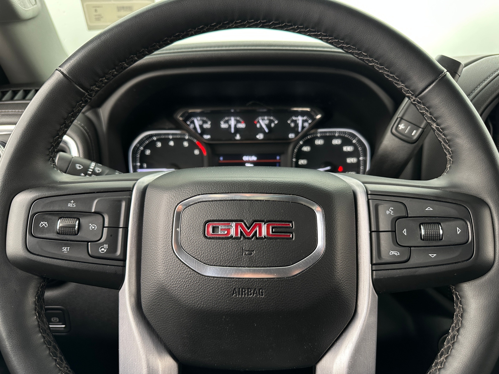 Thumbnail: 2023 GMC Sierra 2500 - 5