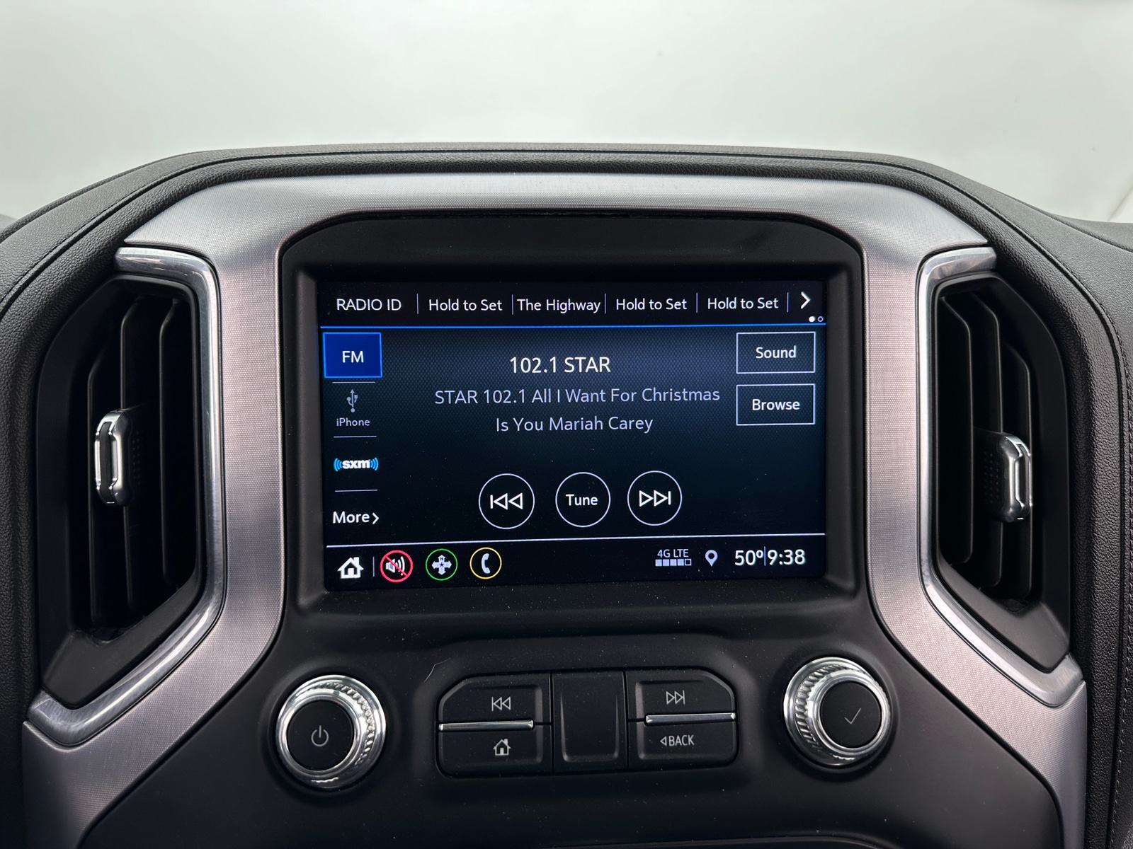 Thumbnail: 2023 GMC Sierra 2500 - 4