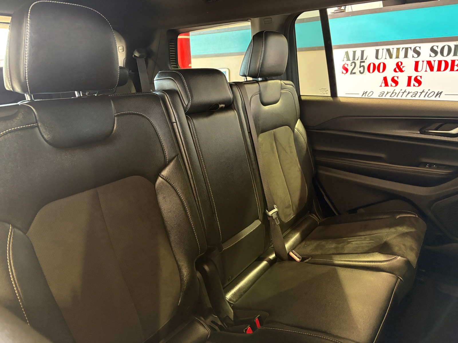 Thumbnail: 2024 Jeep Grand Cherokee L - 5