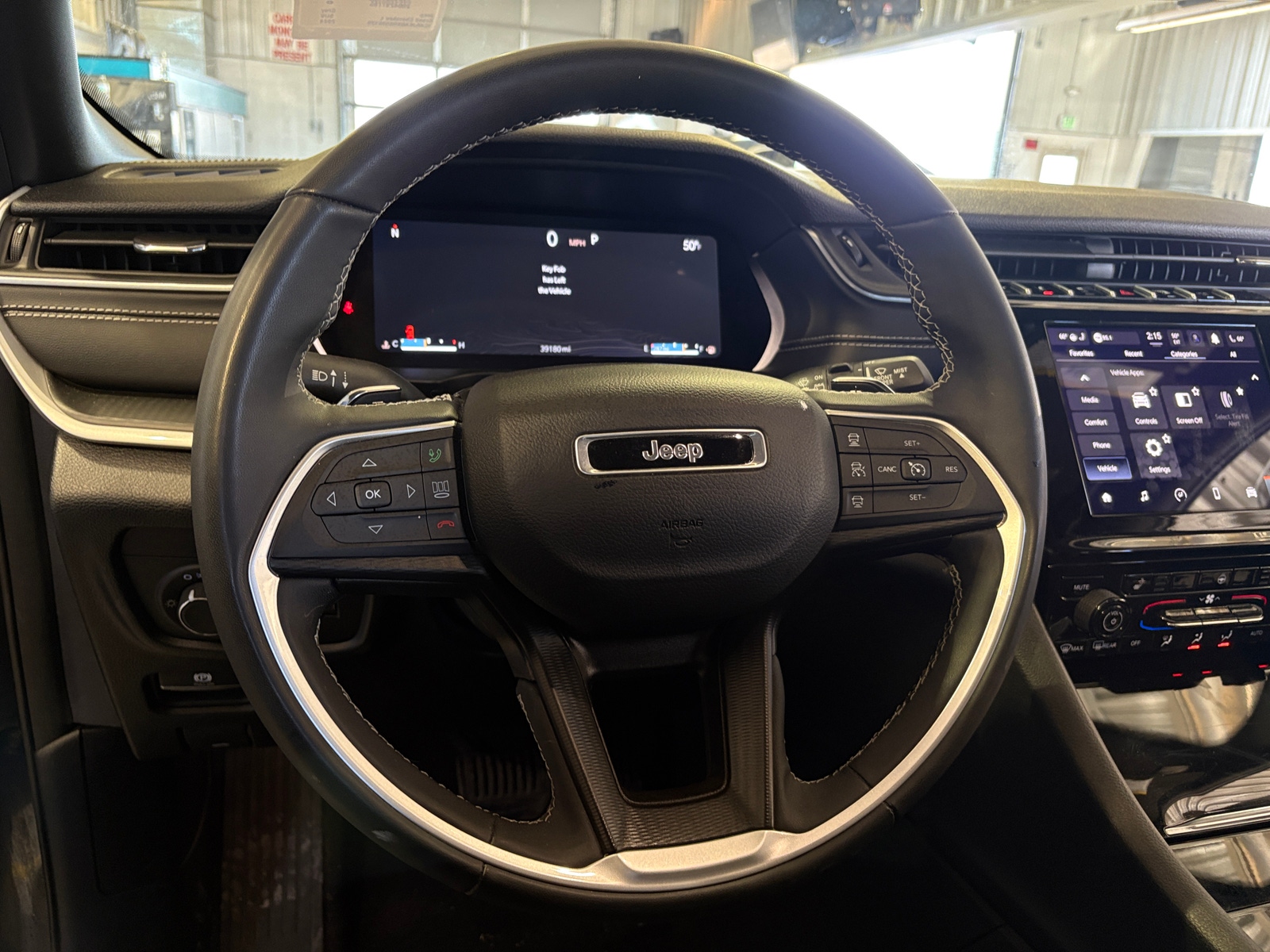 Thumbnail: 2024 Jeep Grand Cherokee L - 4