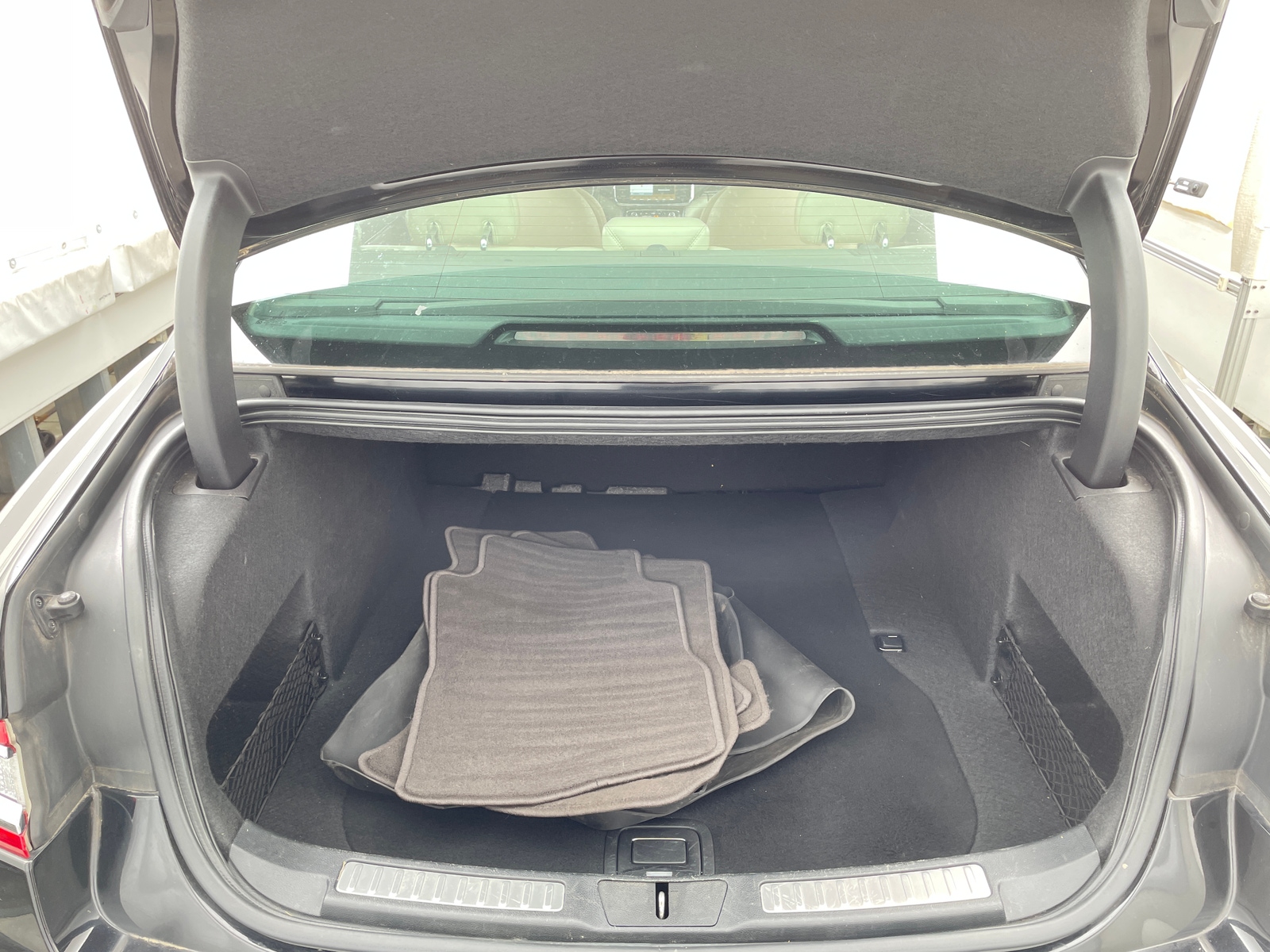 Thumbnail: 2018 Lincoln Continental - 6