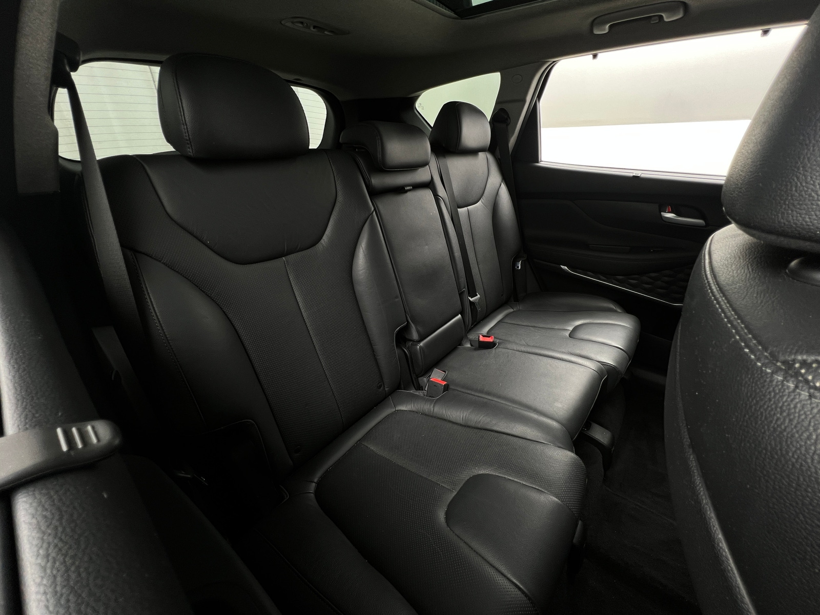 Thumbnail: 2020 Hyundai Santa Fe - 5