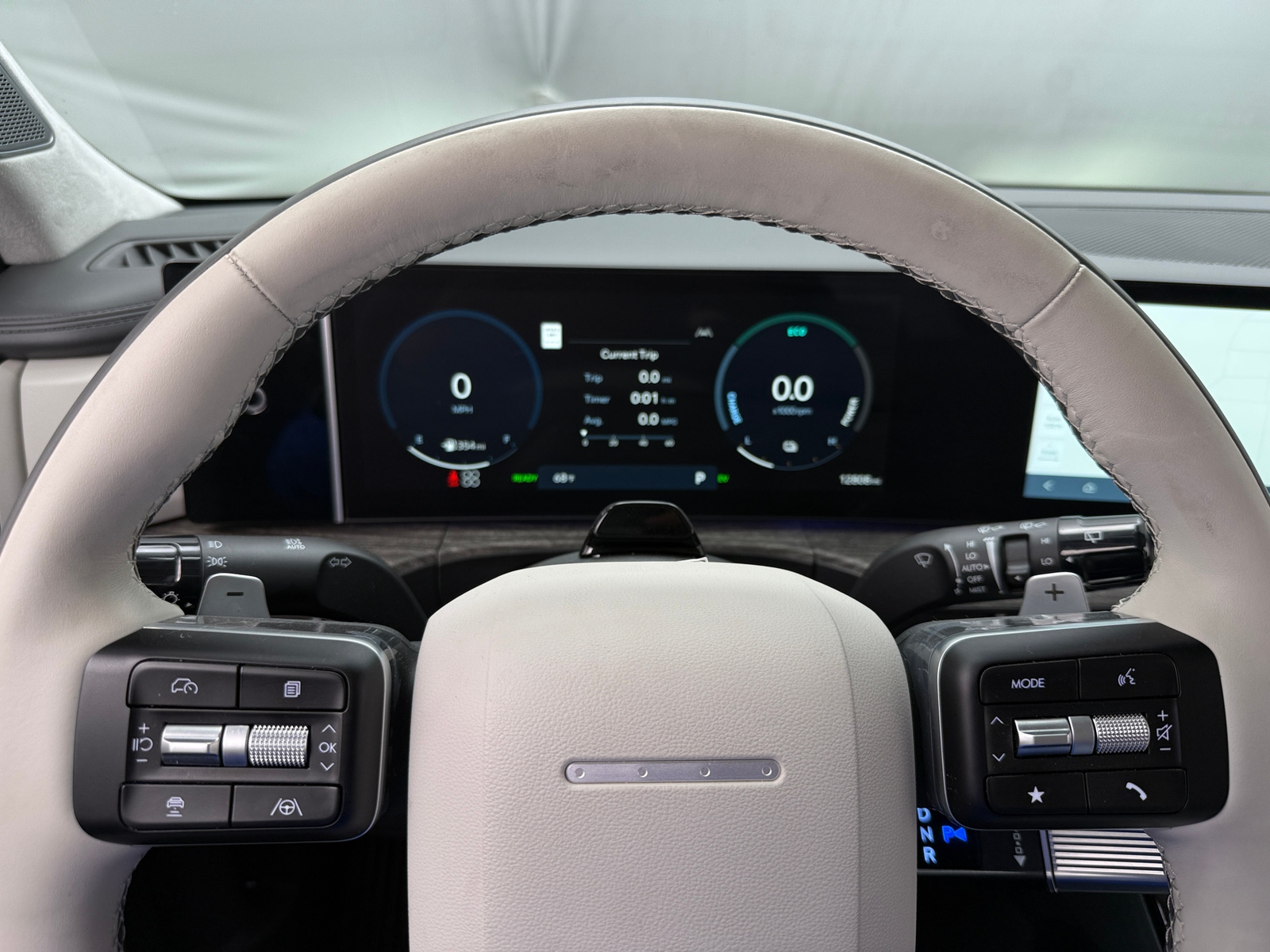 Thumbnail: 2025 Hyundai Santa Fe - 4