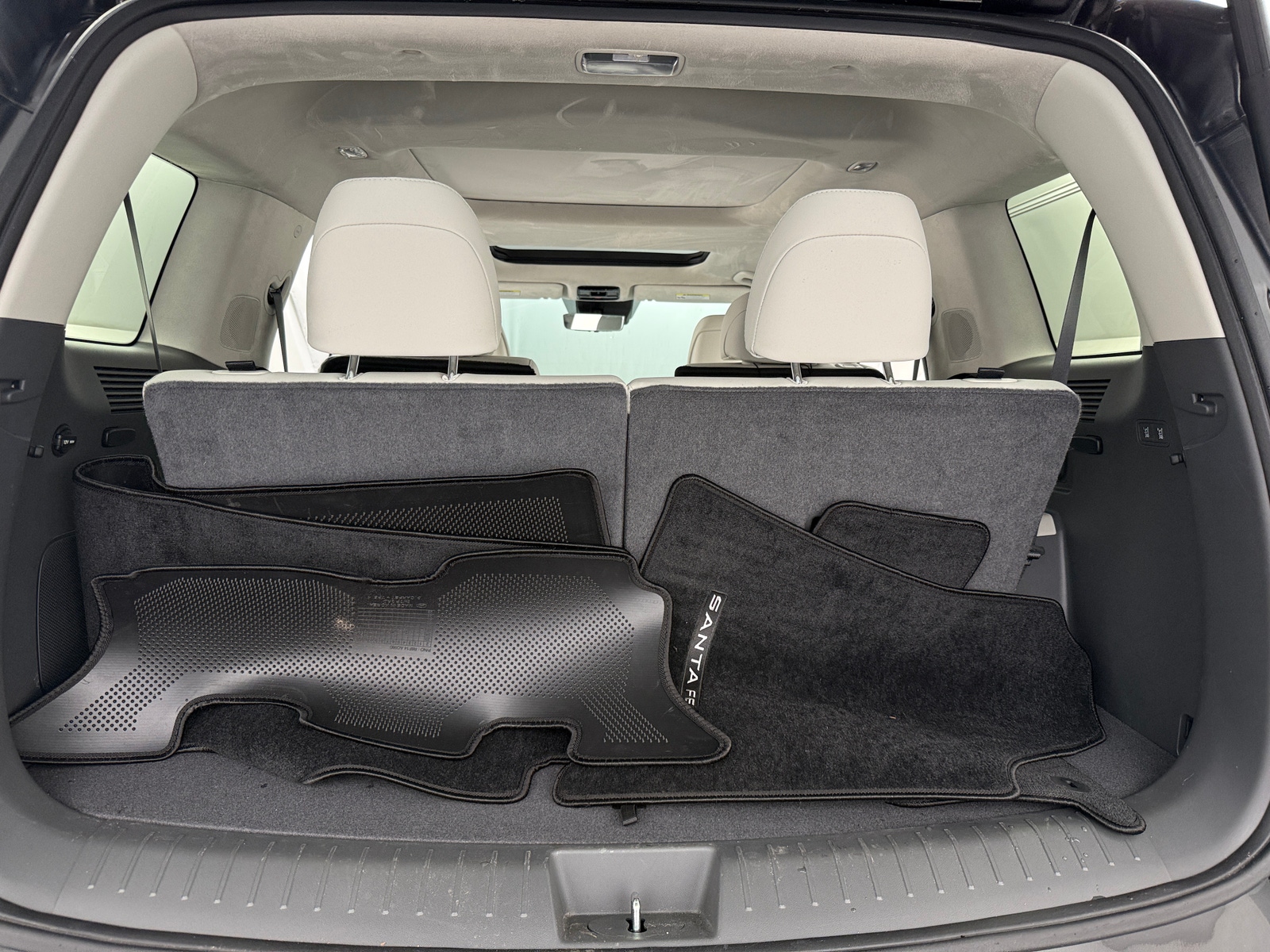 Thumbnail: 2025 Hyundai Santa Fe - 6