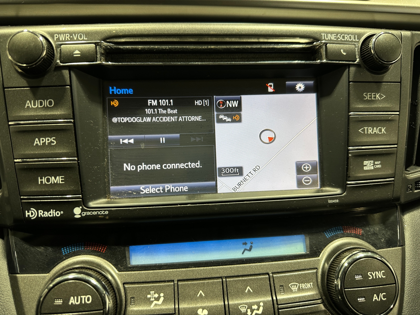 Thumbnail: 2015 Toyota RAV4 - 4