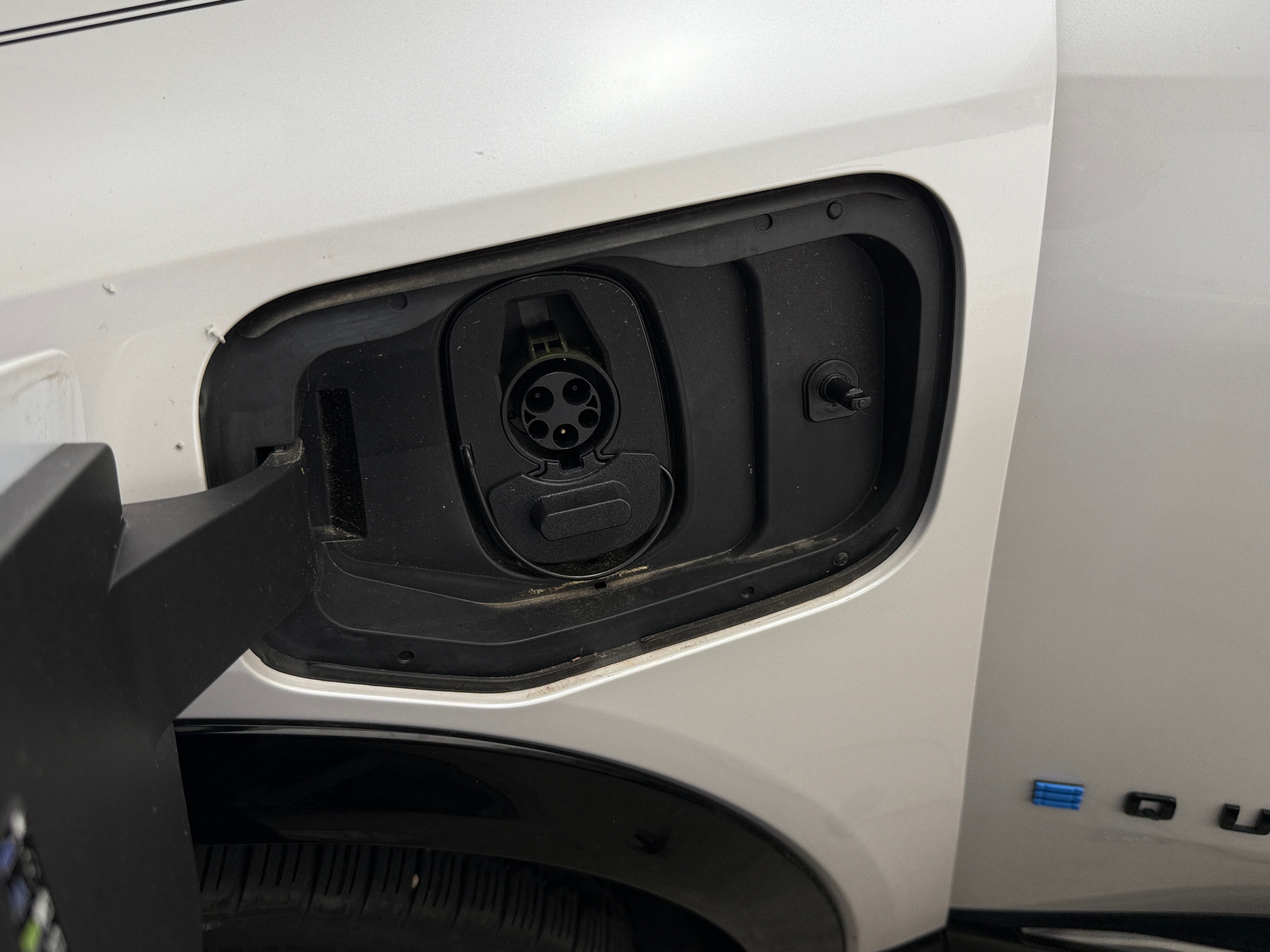 Used 2025 Chevrolet Equinox EV RS with VIN 3GN7DSRP8SS124776 for sale in Oak Creek, WI