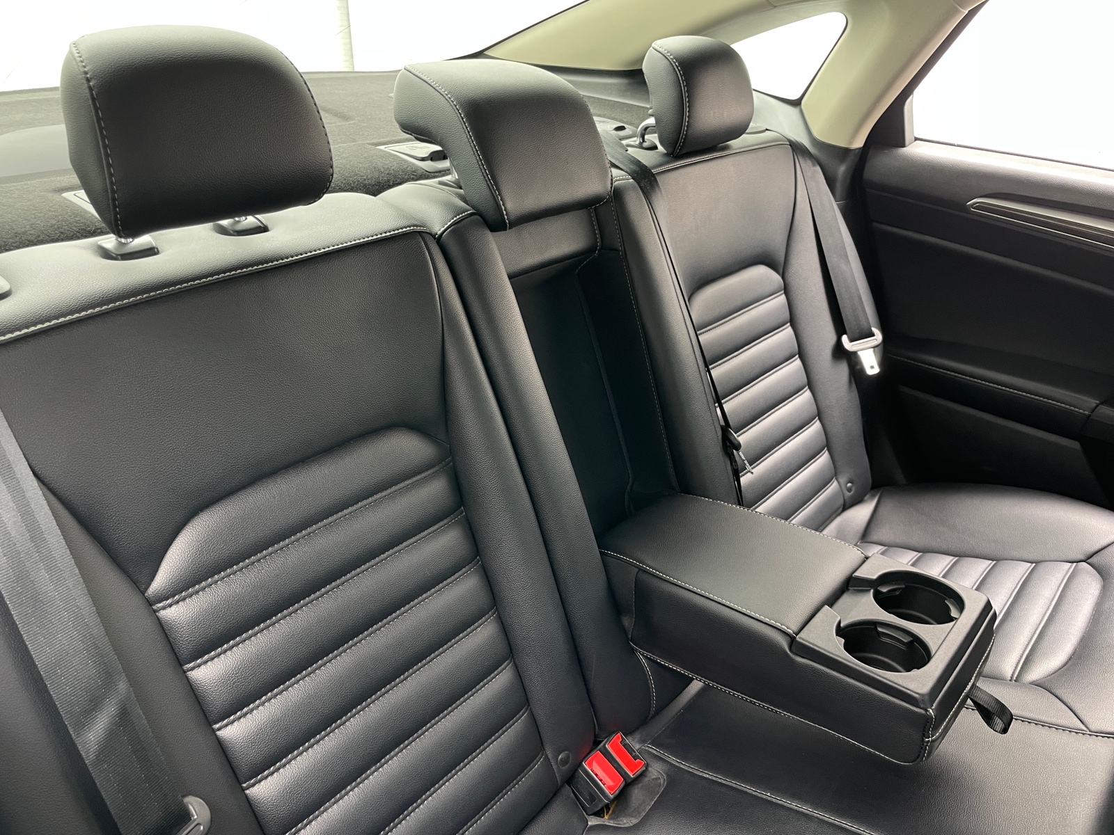 Thumbnail: 2020 Ford Fusion - 5