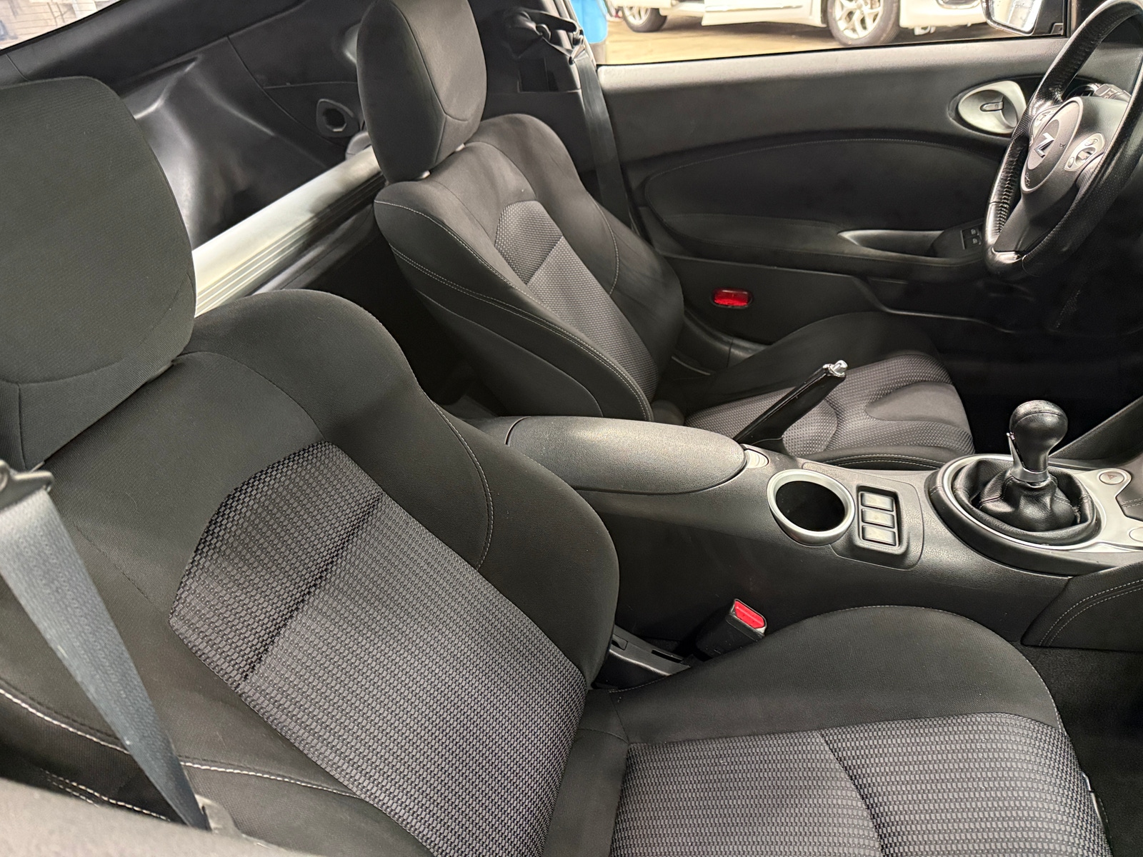 Thumbnail: 2012 Nissan Z - 2