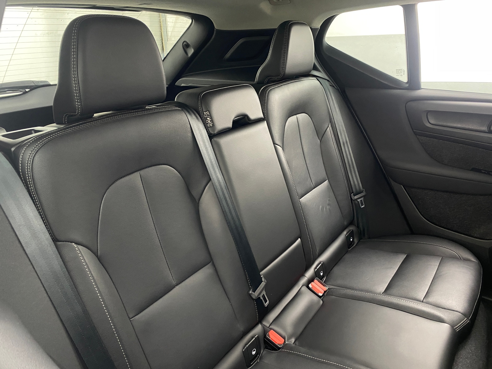 Thumbnail: 2024 Volvo XC40 - 5