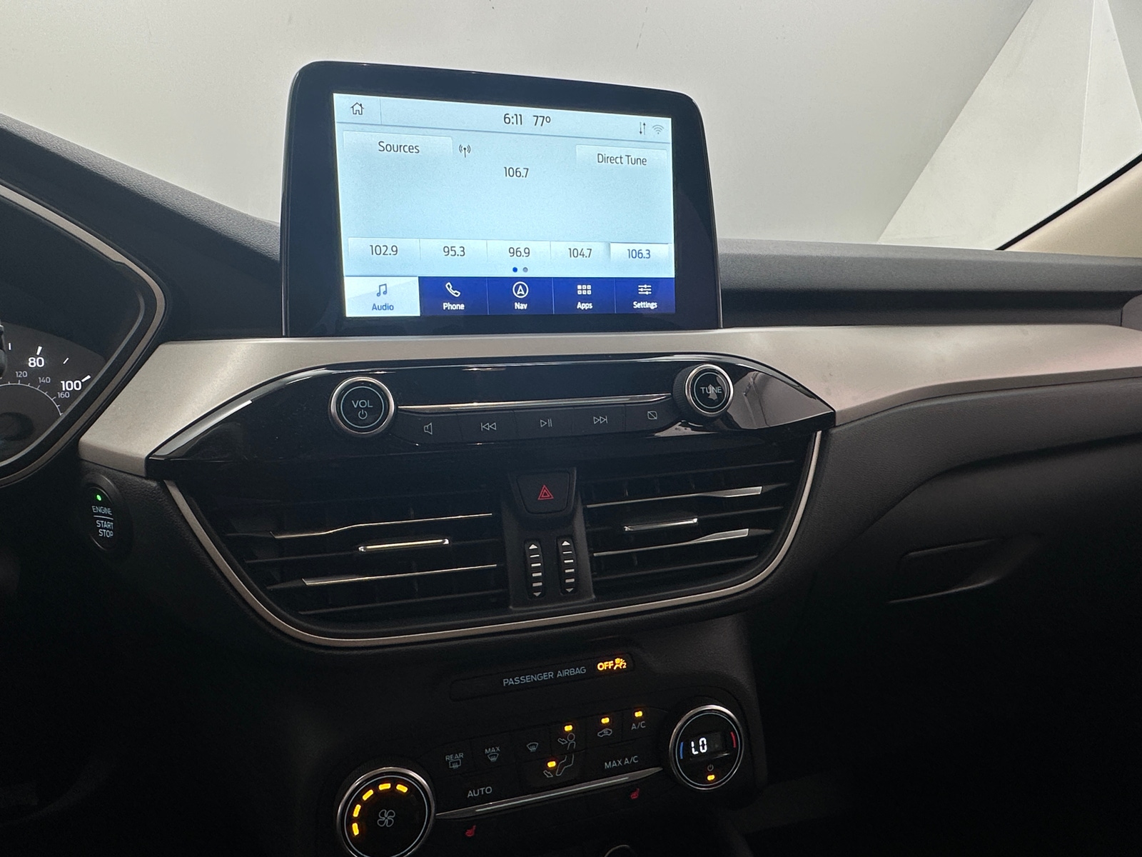 Thumbnail: 2020 Ford Escape - 4