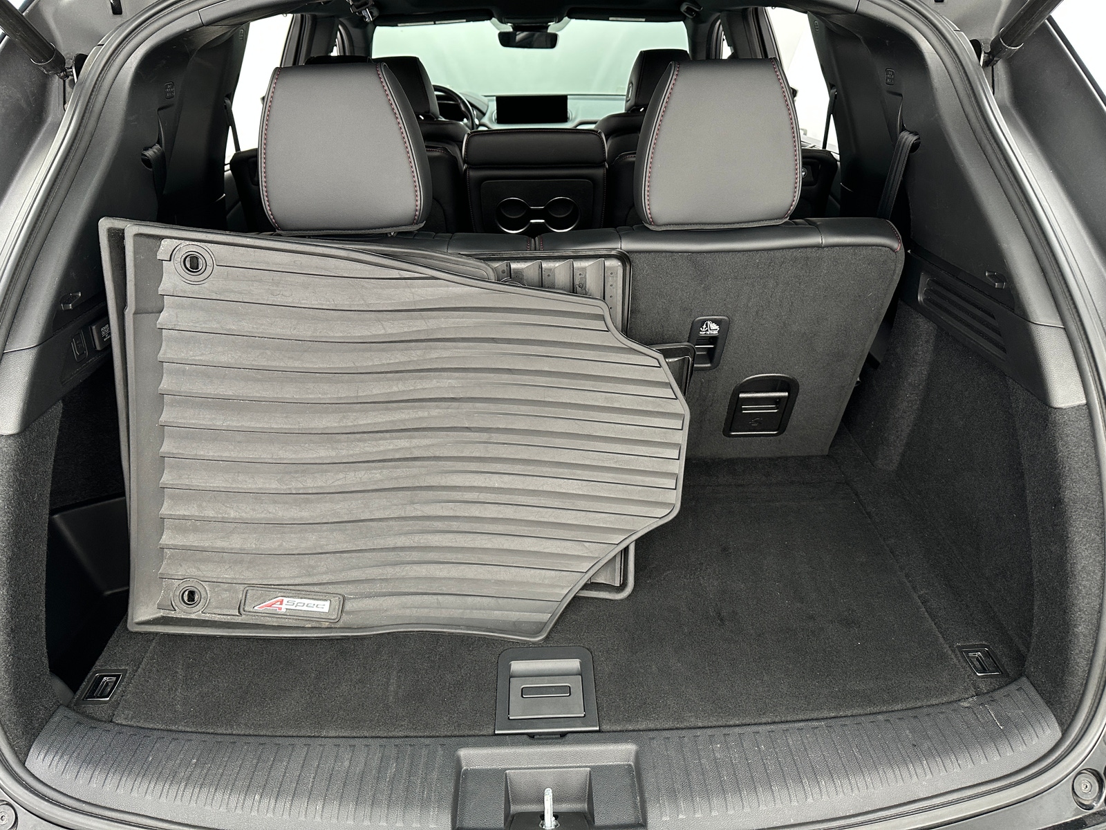 Thumbnail: 2022 Acura MDX - 6