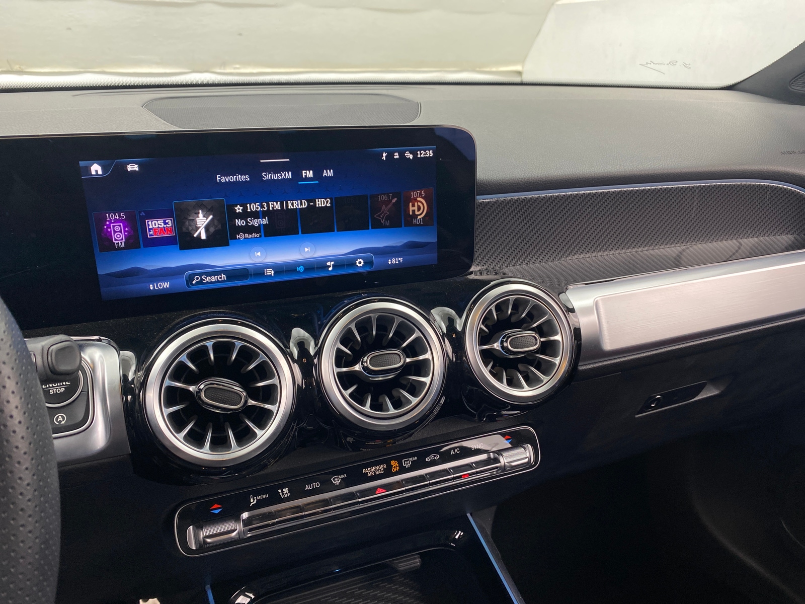 Thumbnail: 2024 Mercedes-Benz GLB - 3