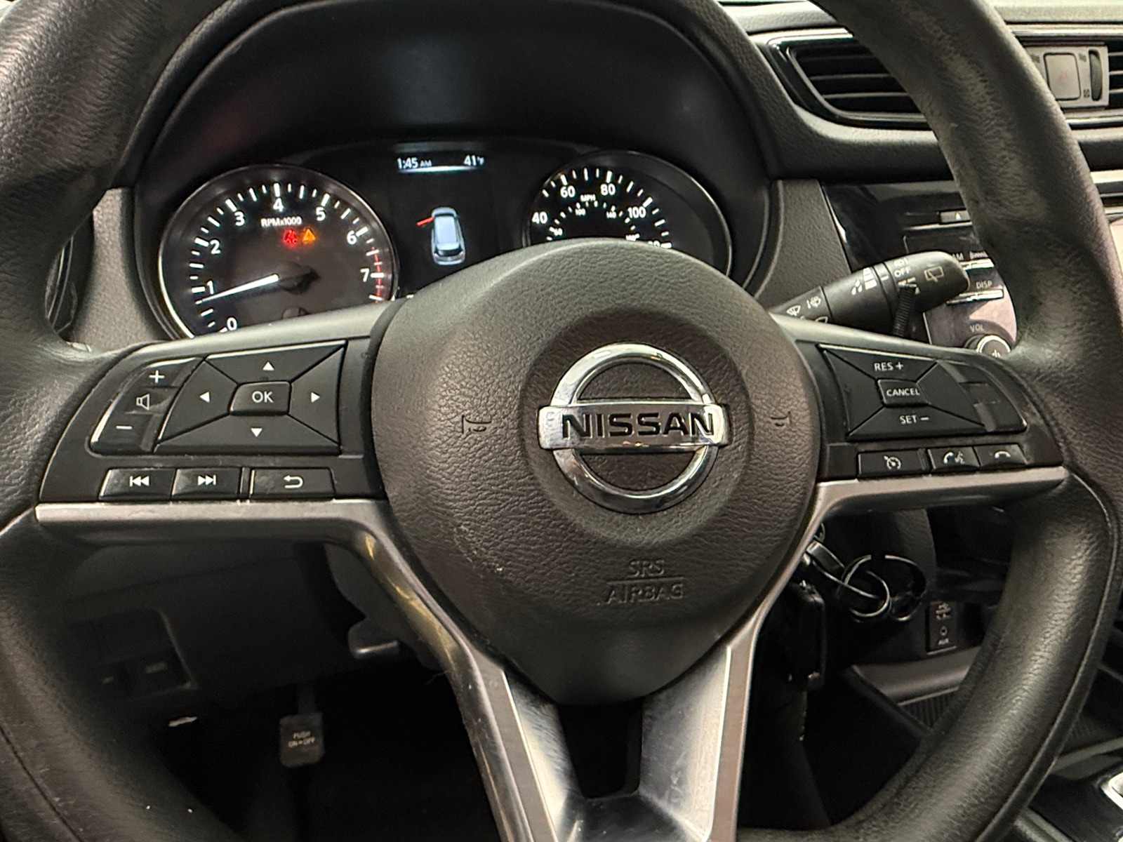 Thumbnail: 2017 Nissan Rogue - 5