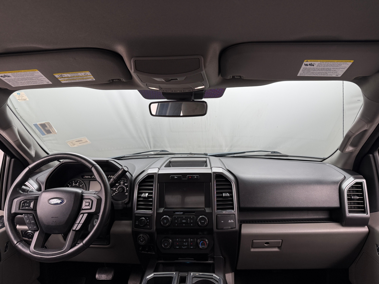 Thumbnail: 2019 Ford Econoline - 3