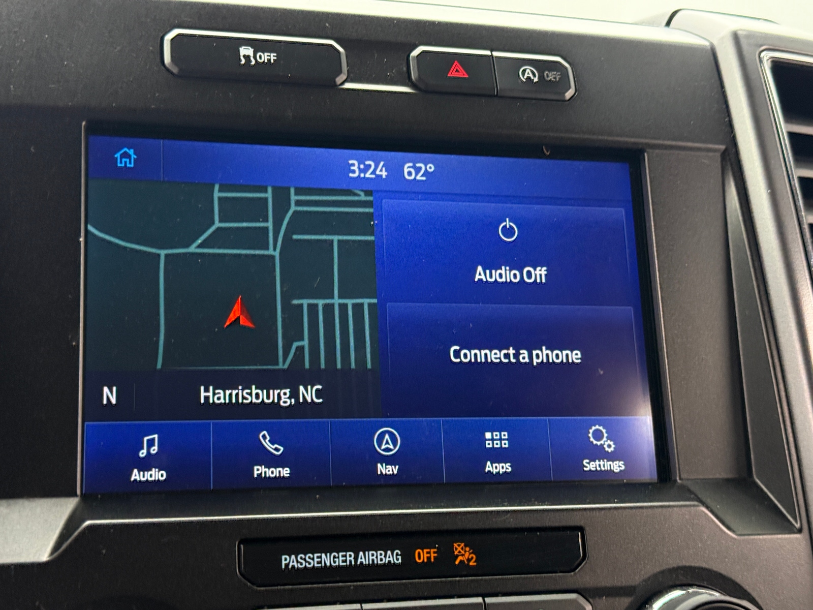 Thumbnail: 2019 Ford Econoline - 4