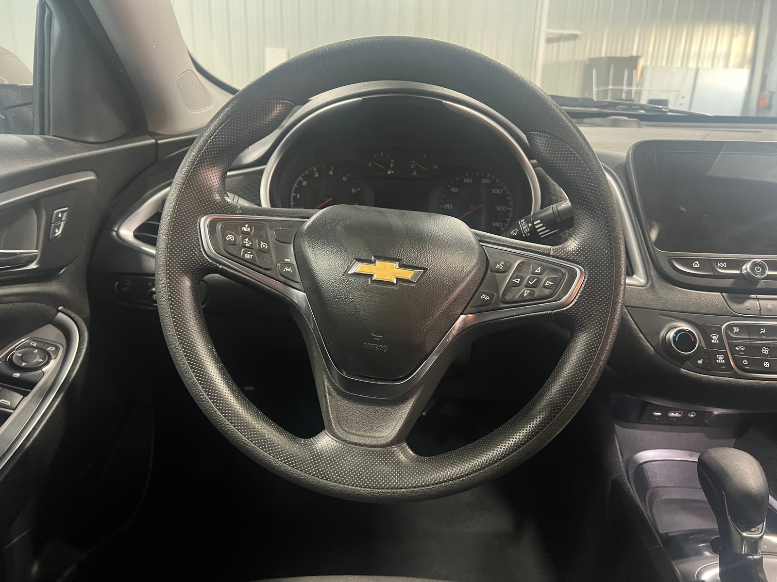 Thumbnail: 2024 Chevrolet Malibu - 5