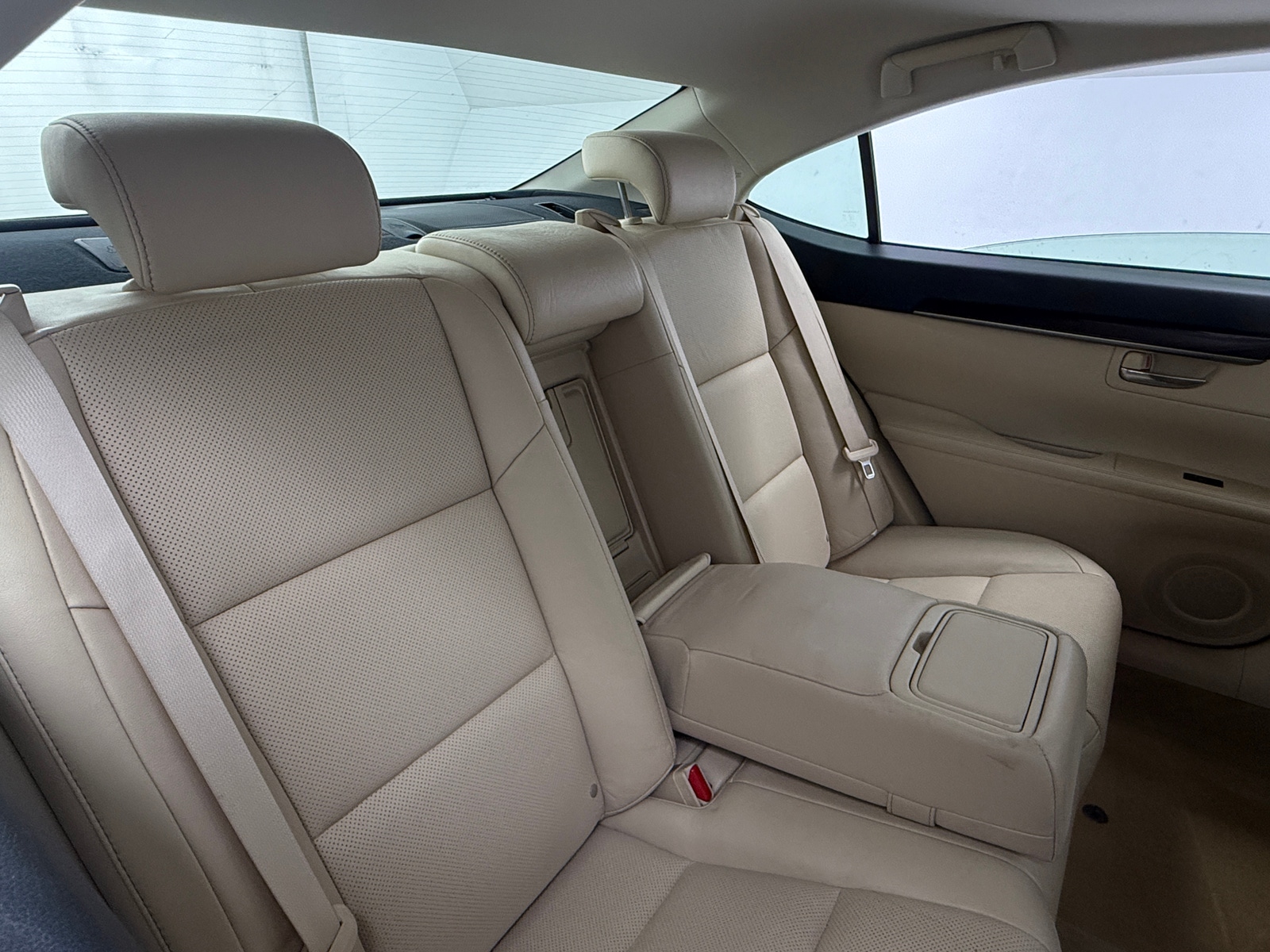 Thumbnail: 2013 Lexus ES - 5