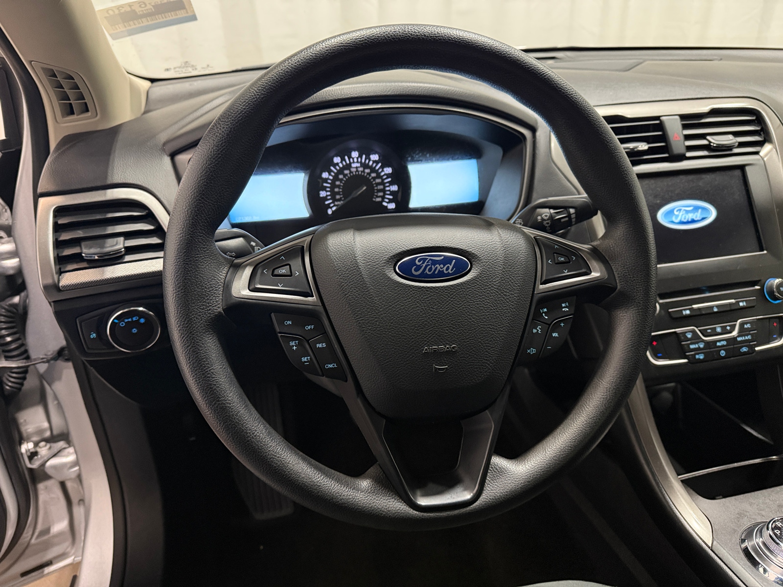 Thumbnail: 2018 Ford Fusion - 5