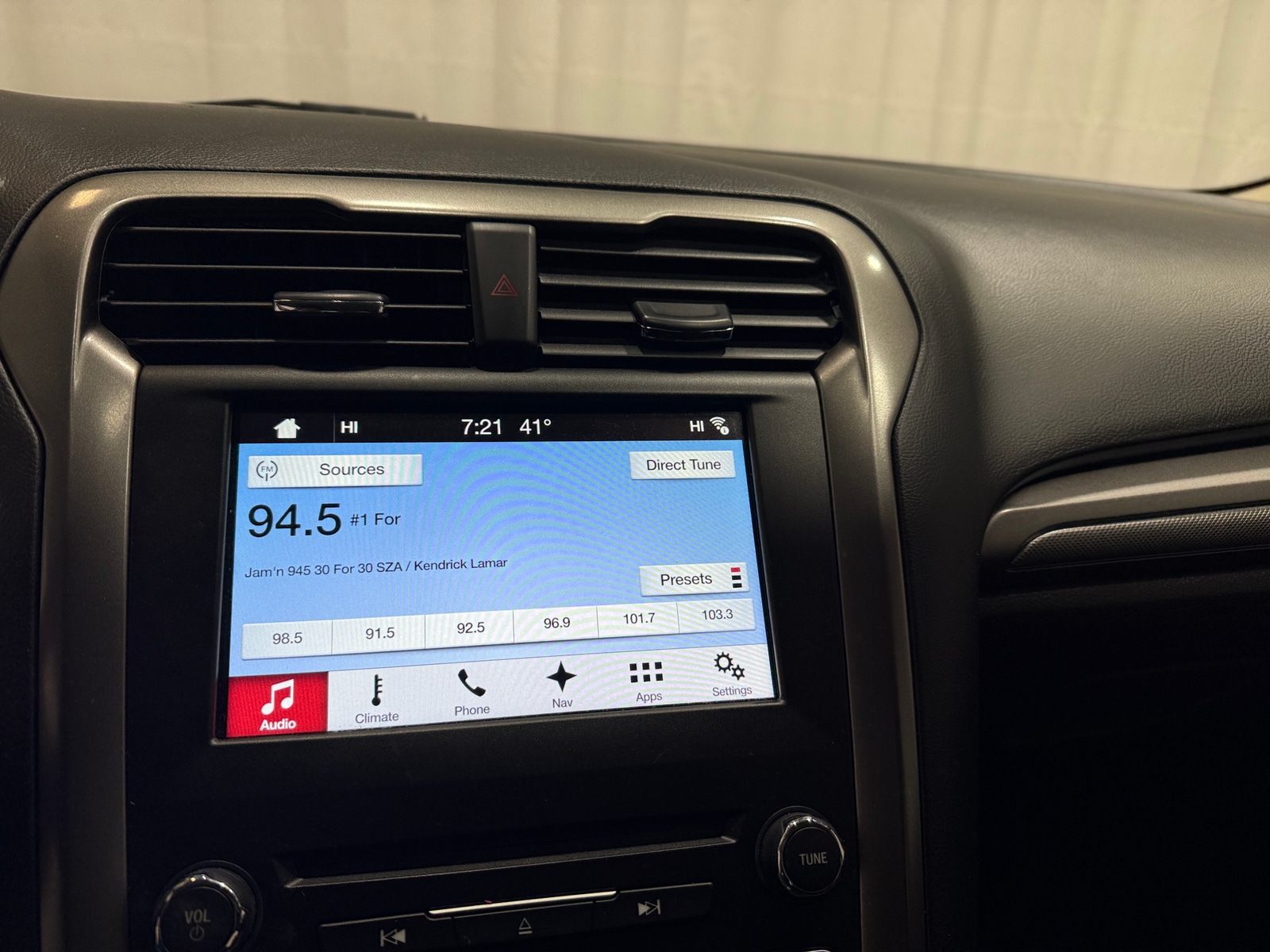 Thumbnail: 2018 Ford Fusion - 4