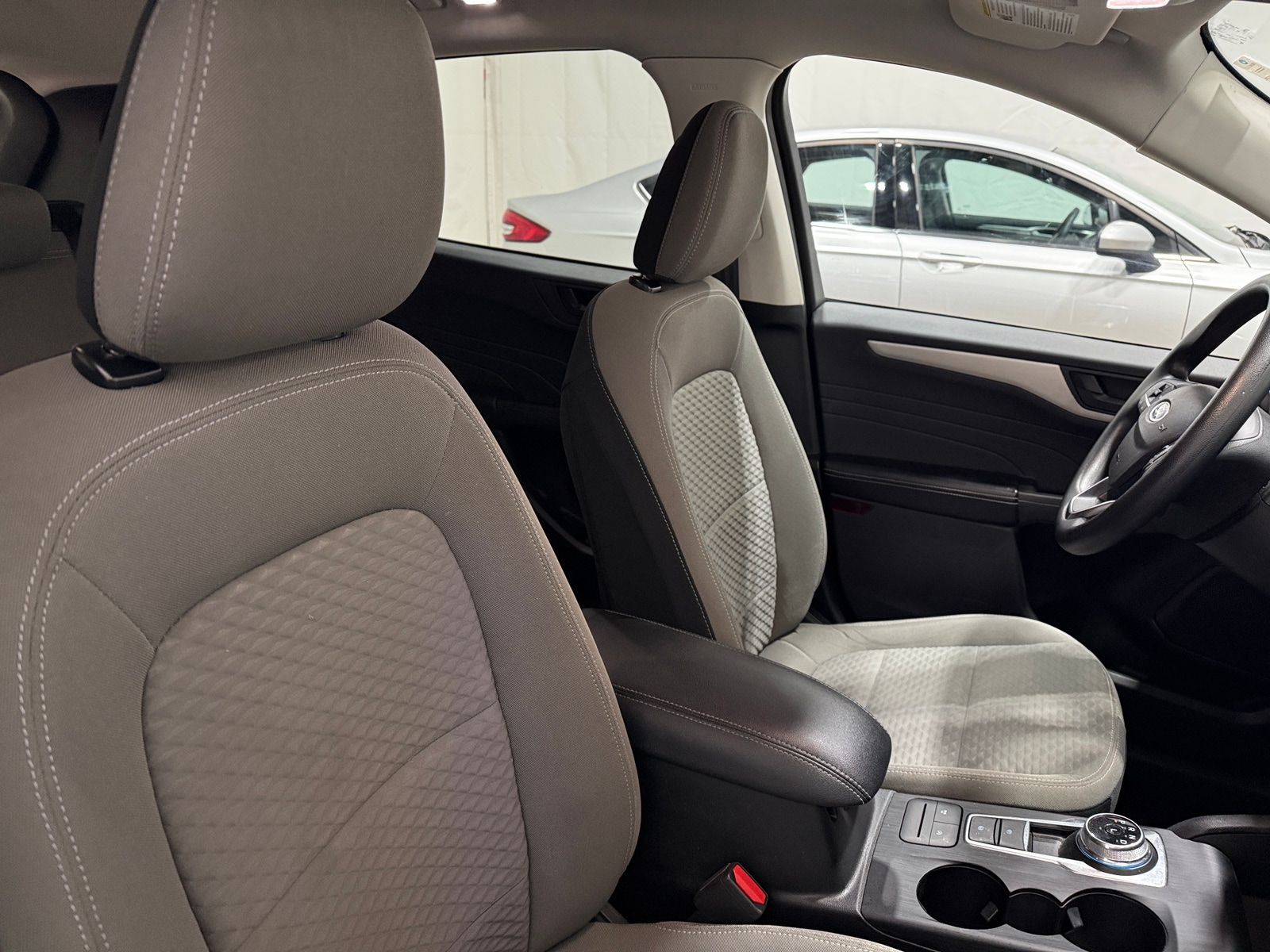 Thumbnail: 2022 Ford Escape - 2