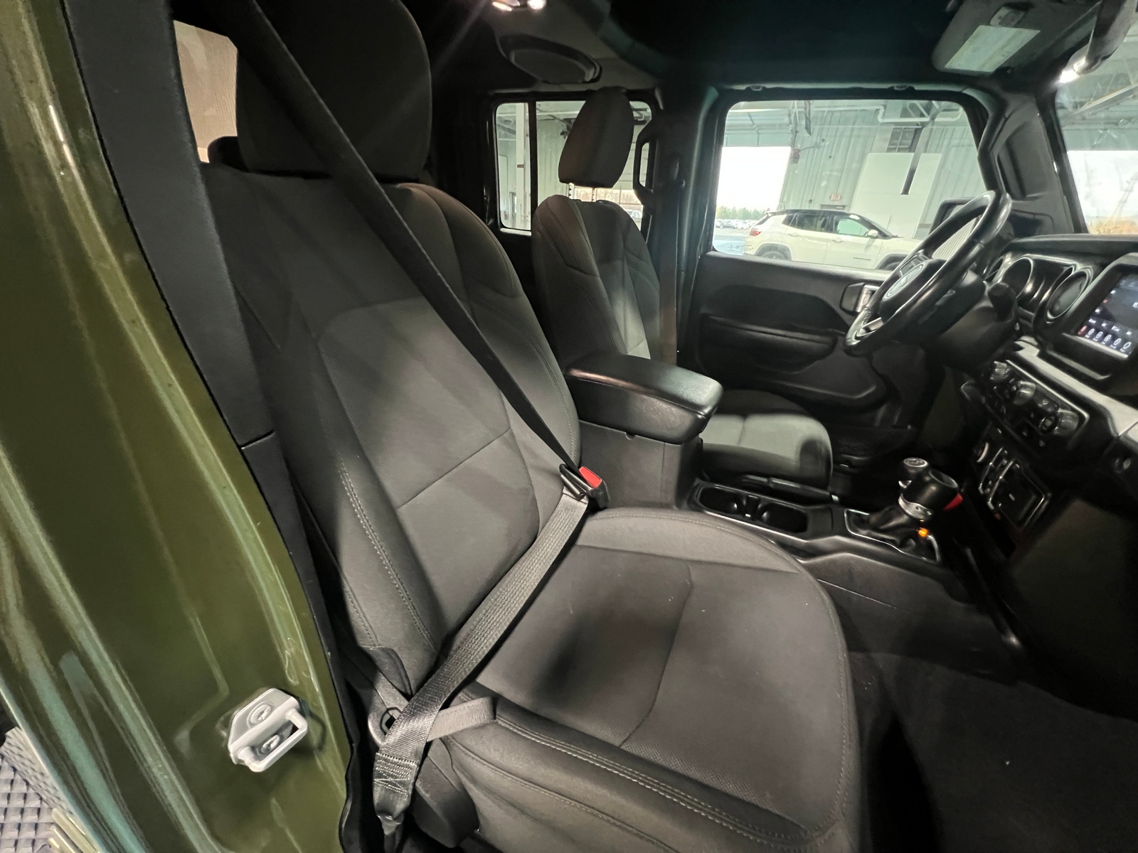 Thumbnail: 2022 Jeep Gladiator - 2