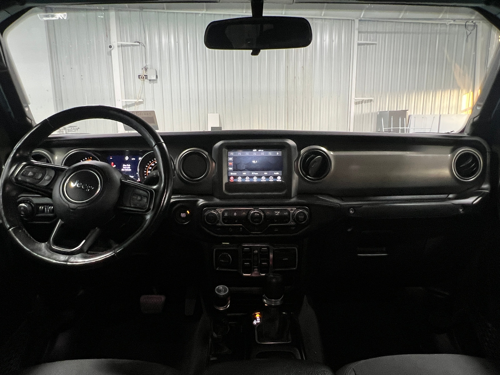 Thumbnail: 2022 Jeep Gladiator - 3