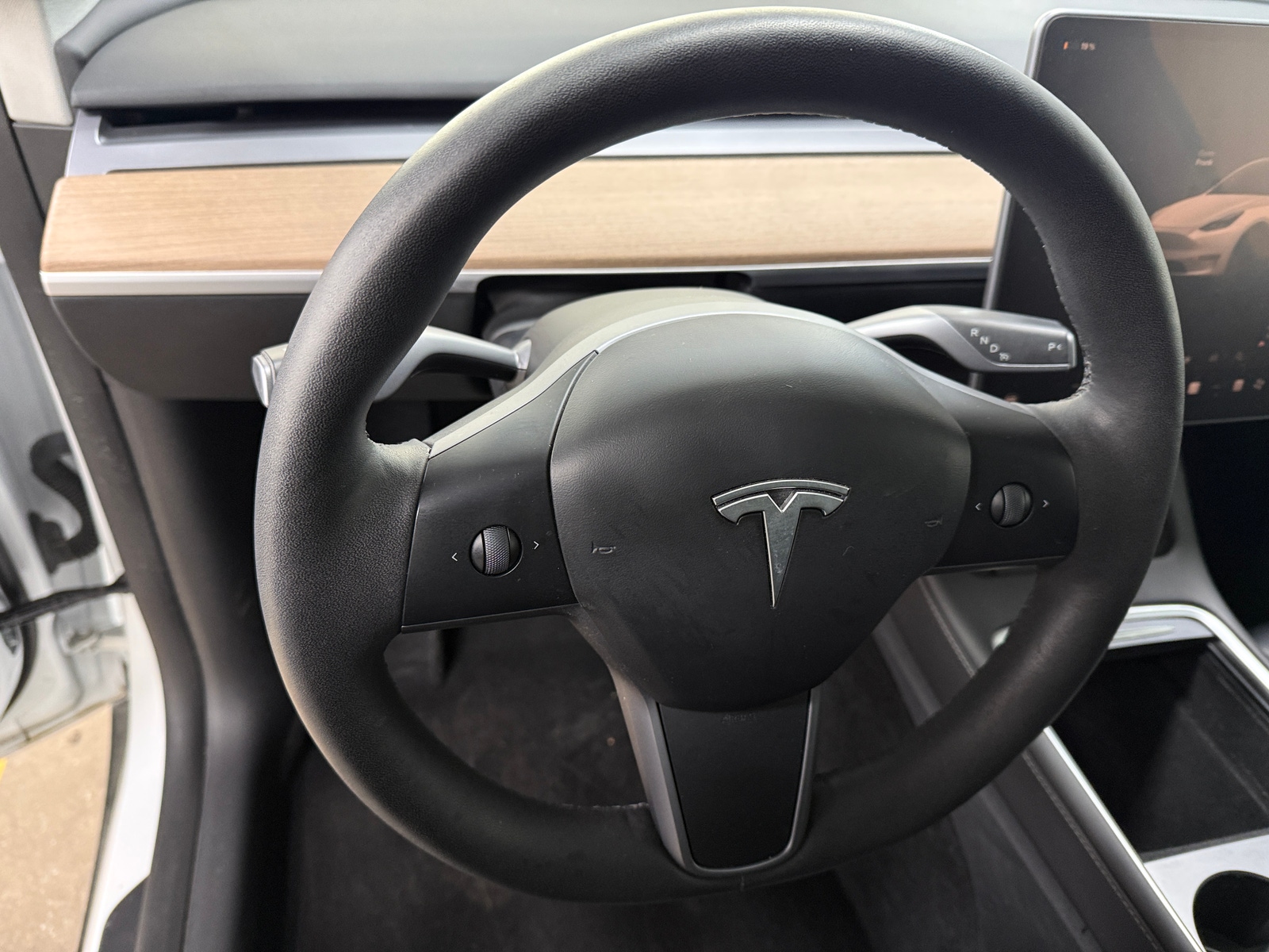 Thumbnail: 2023 Tesla Model Y - 4