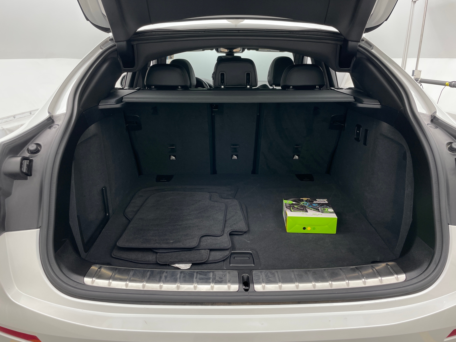 Thumbnail: 2024 BMW X4 - 6