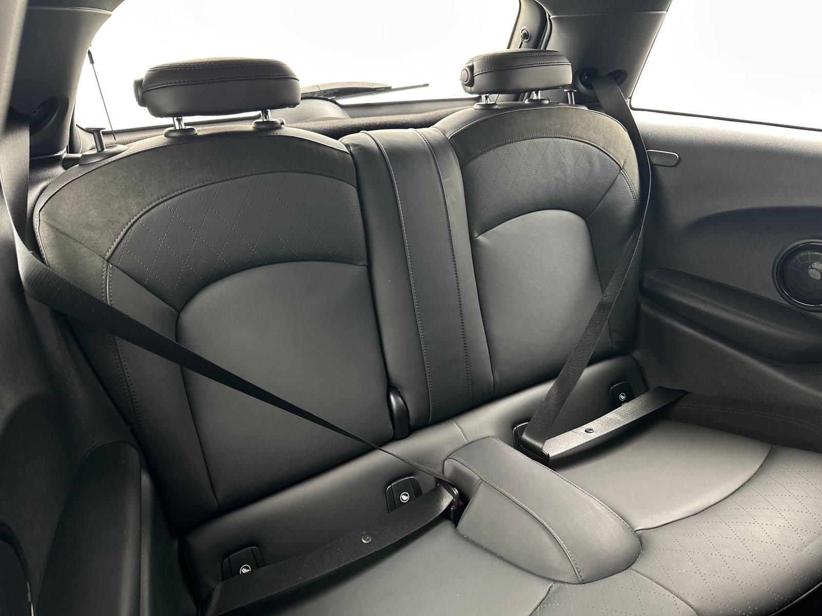 Thumbnail: 2022 MINI Cooper Hardtop - 6