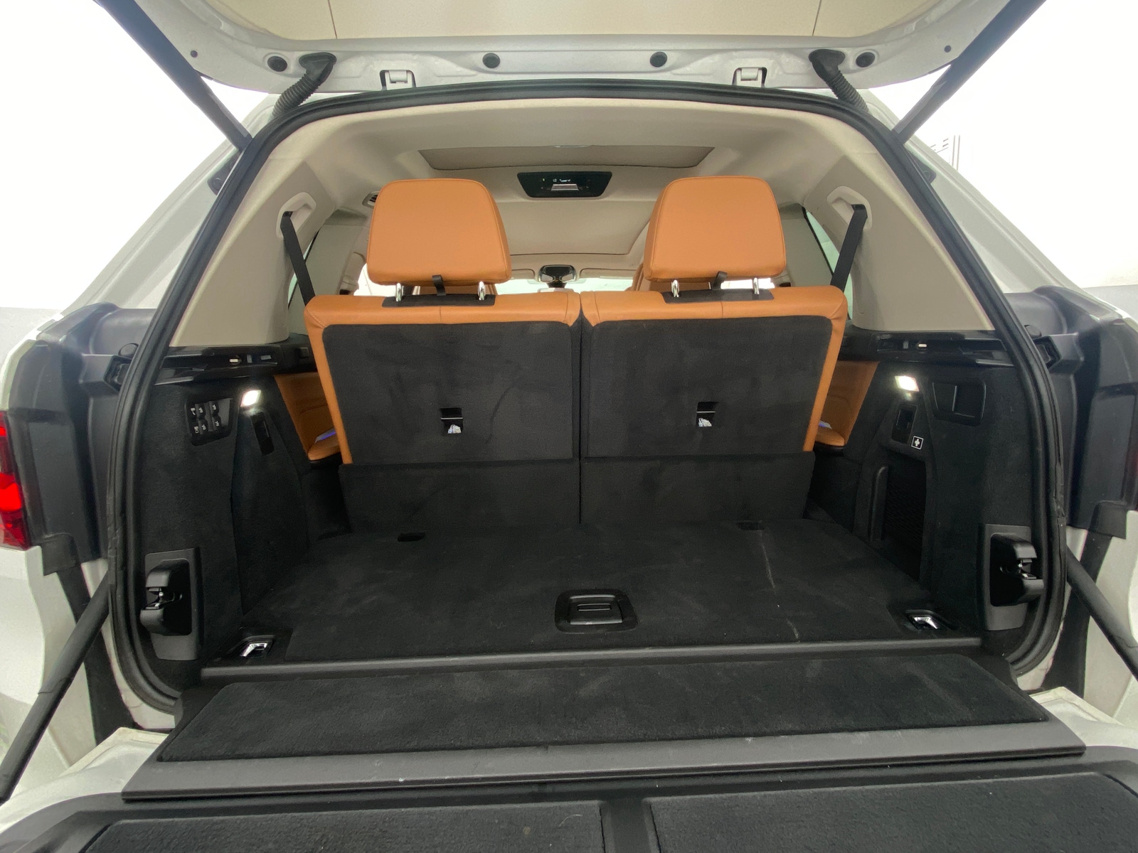 Thumbnail: 2020 BMW X7 - 6