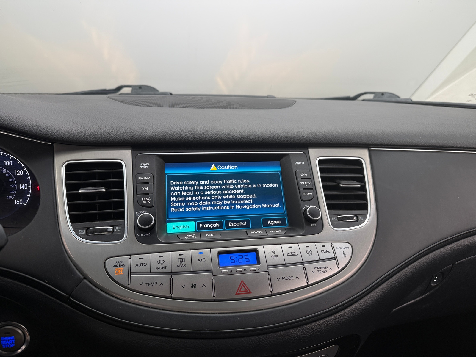 Thumbnail: 2013 Hyundai Genesis - 3