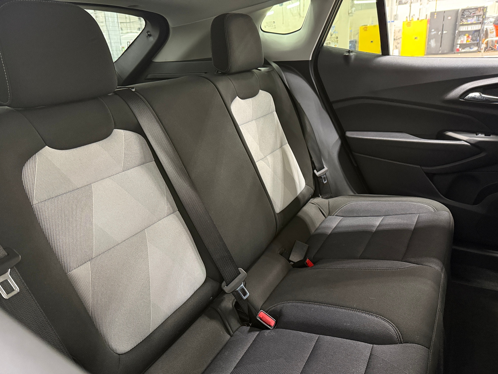 Thumbnail: 2025 Chevrolet Trax - 6